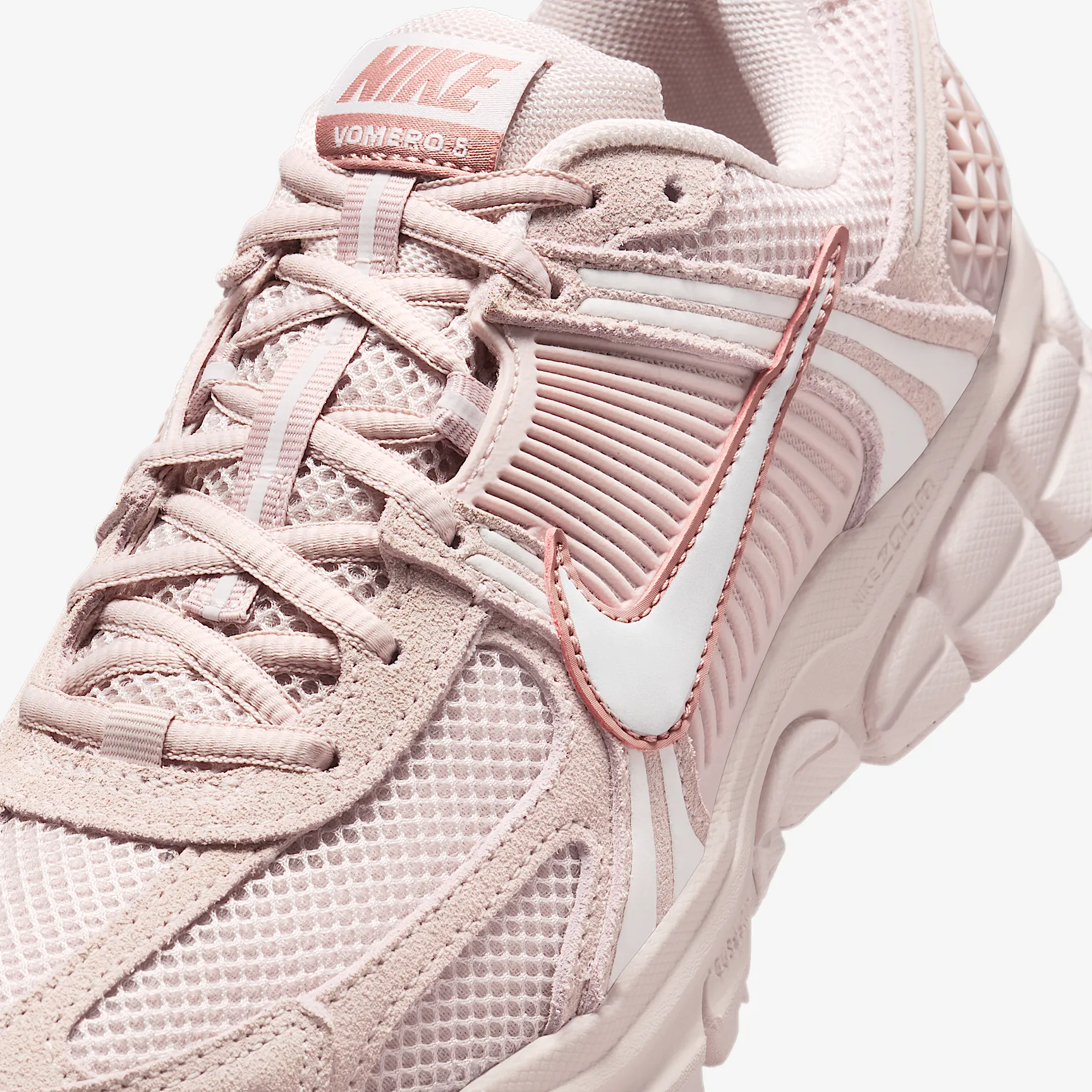 C3ACA9_Nike-Zoom-Vomero-5-WMNS_SILT-RED_HQ0458-600_img6
