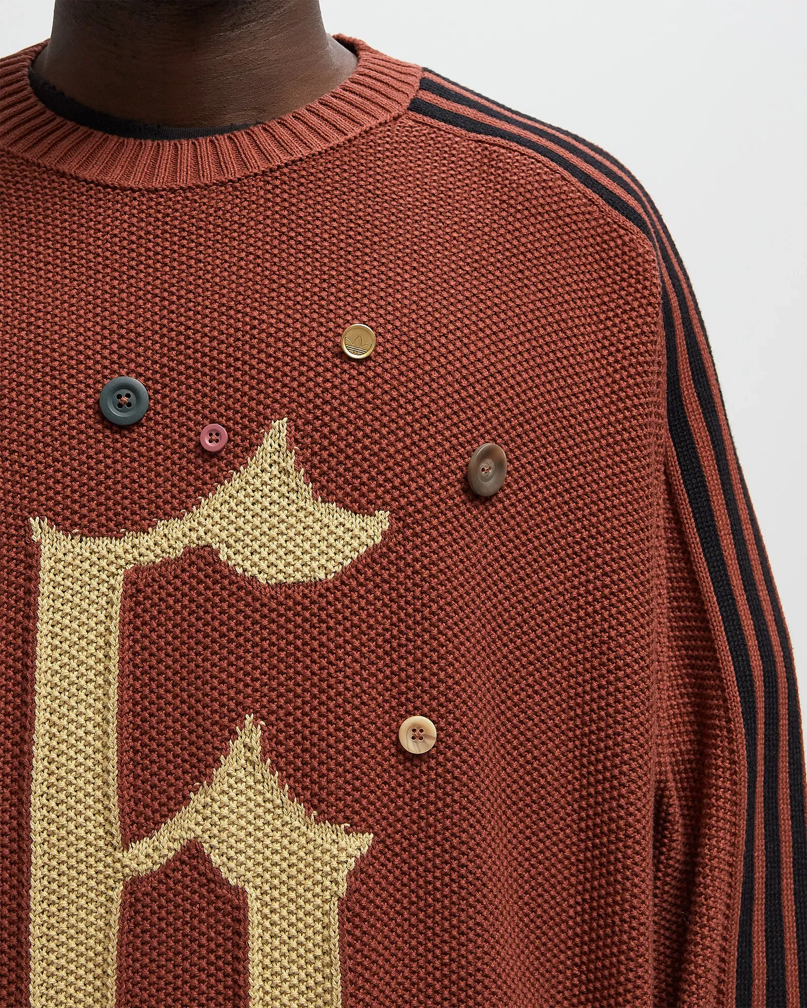 72271A_Song-for-The-Mute-x-adidas-ADI006-Sweater_WILD-SEPIA_KC0327_img2