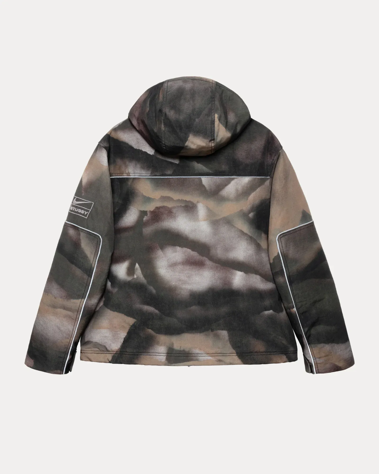 626466_Nike-x-Stussy-Utility-Hooded-Jacket_MULTI_HQ8520-900_img1