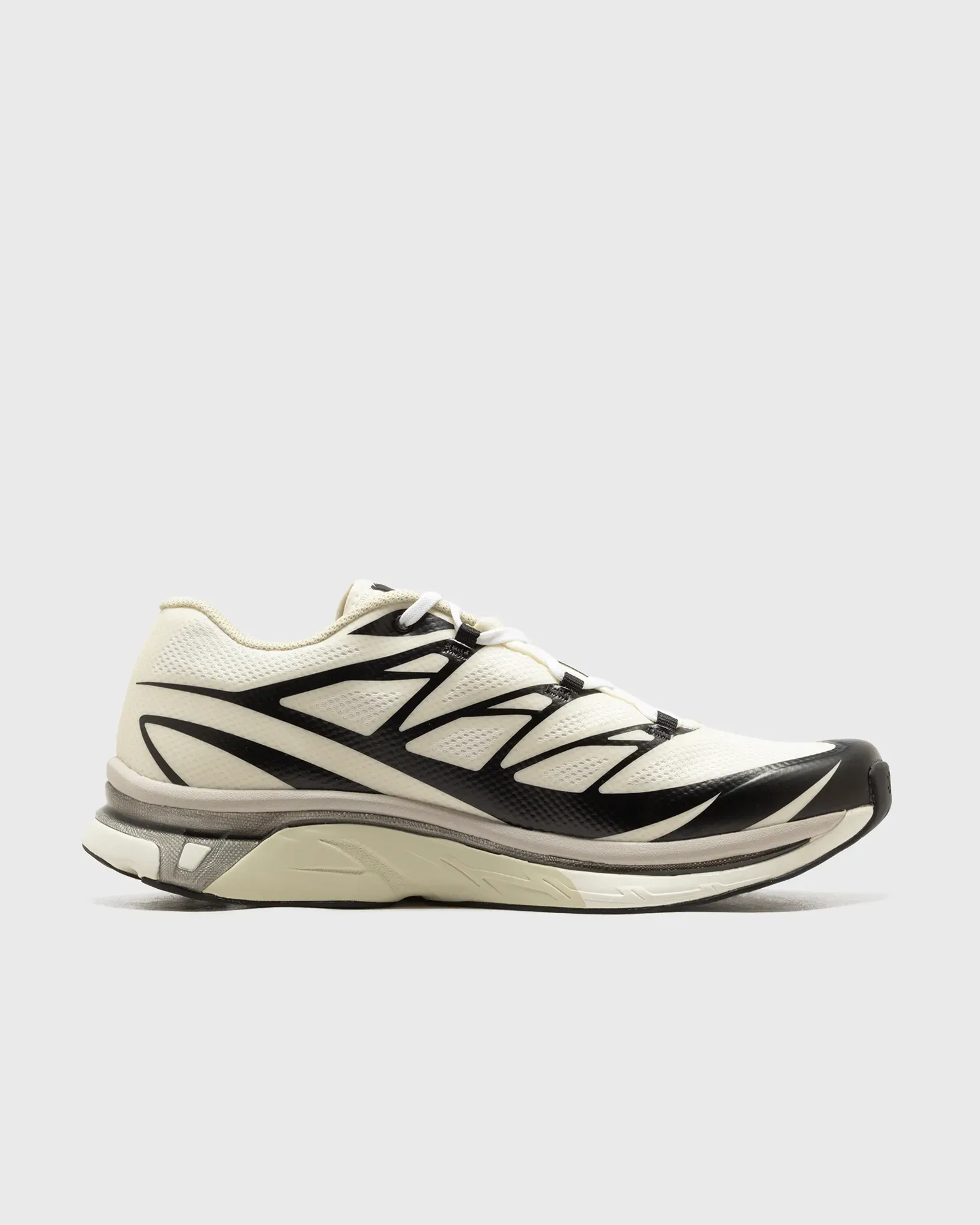 3D3732_MM6-Maison-Margiela-x-Salomon-XT_VANILLA-ICE_SH1WS0020-P6303-HB007_img2