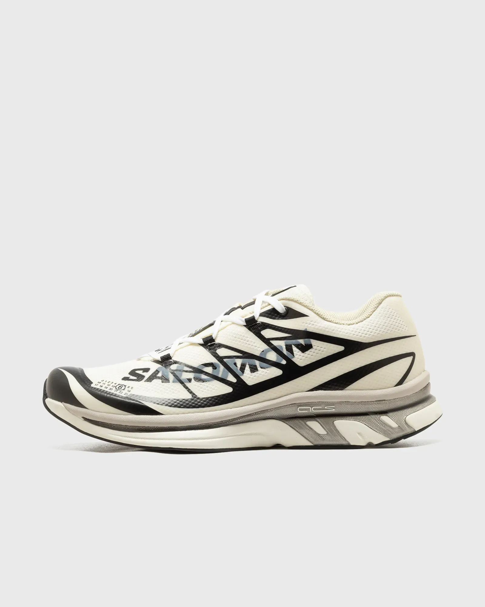 3D3732_MM6-Maison-Margiela-x-Salomon-XT_VANILLA-ICE_SH1WS0020-P6303-HB007_img0