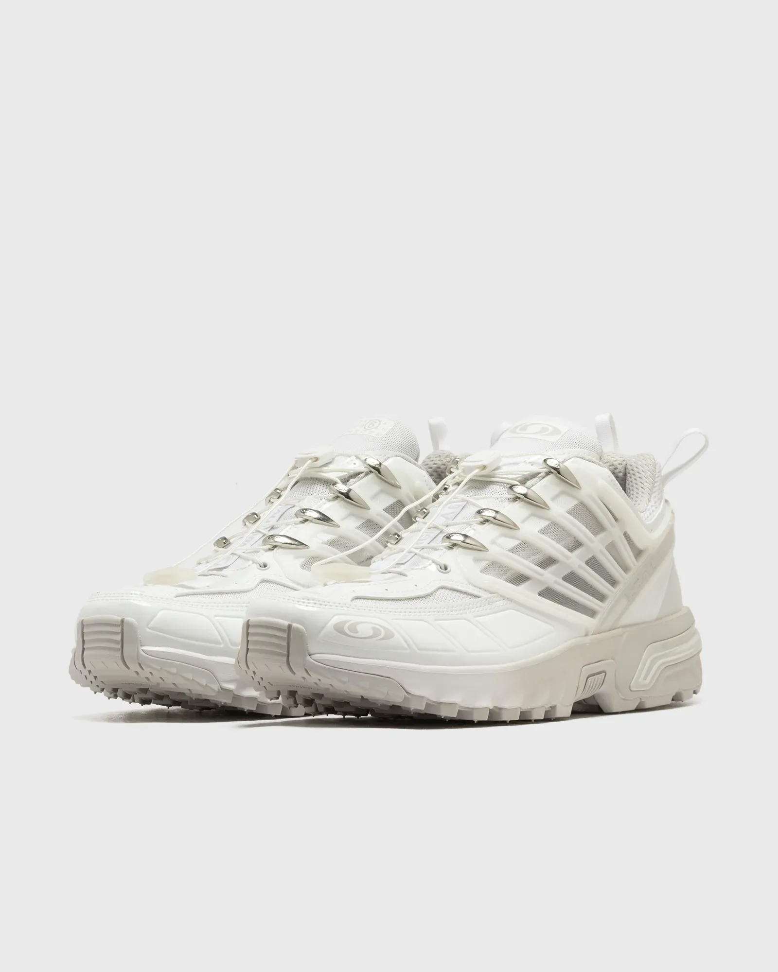 DBDCD7_MM6-Maison-Margiela-x-Salomon-ACS-Pro_WHITE_S59WS0214-P6163-HB008_img1