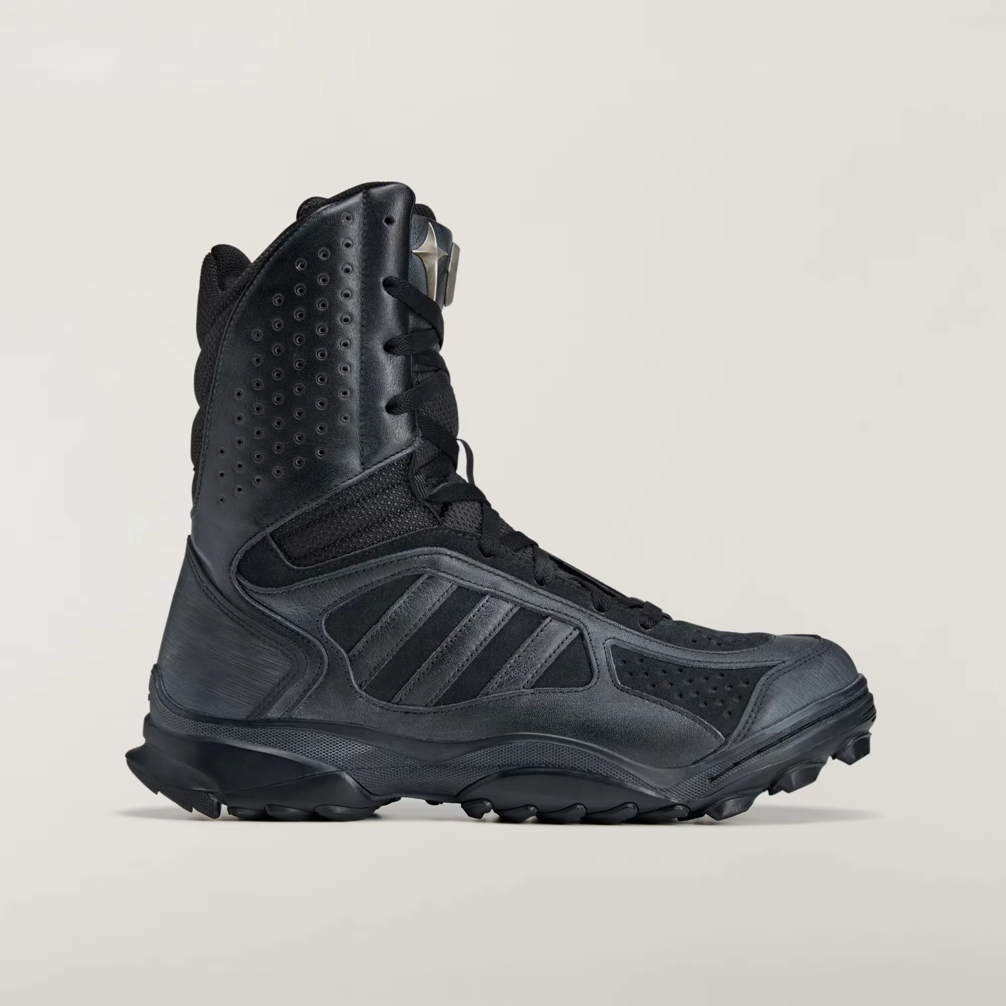 000000_Thug-Club-x-adidas-GSG-9-Boot_TRIPLE-BLACK_JP6032_img0