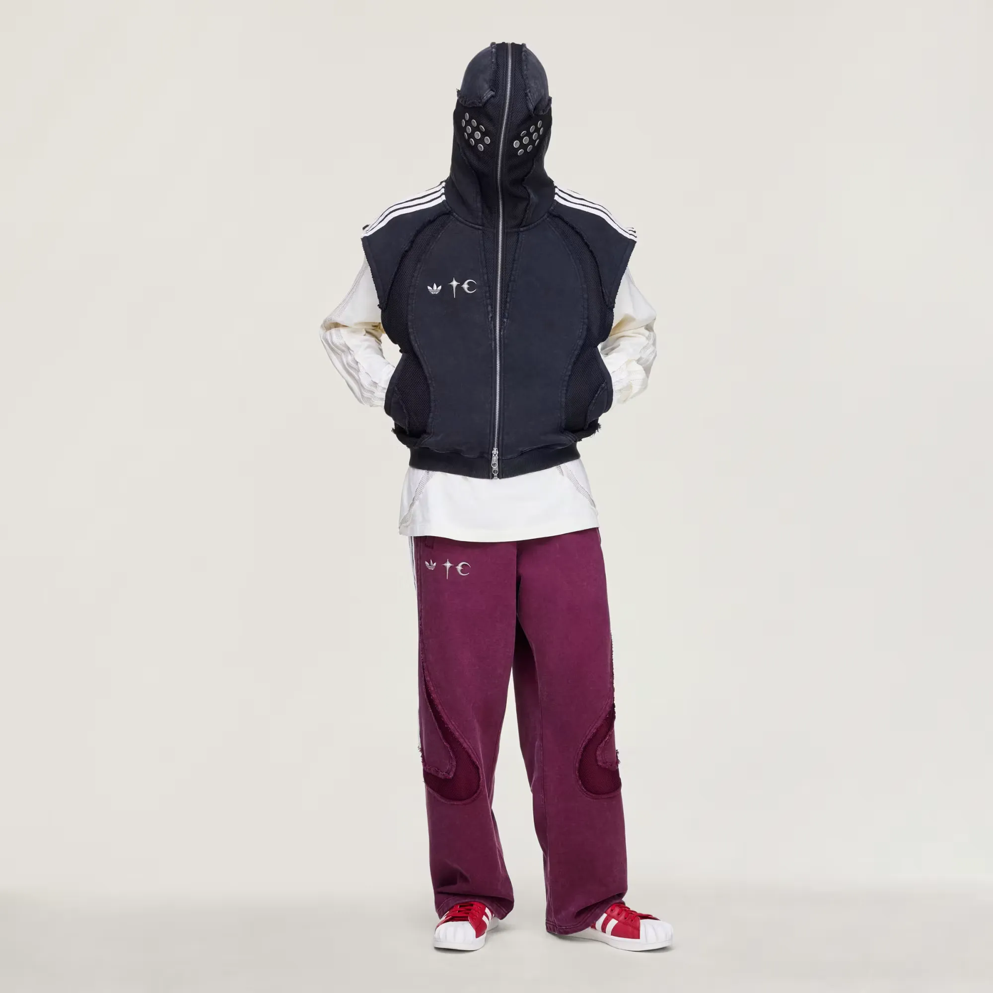 000000_Thug-Club-x-adidas-Teamgeist-Hooded-Zip-Up_BLACK_KC2209_img3