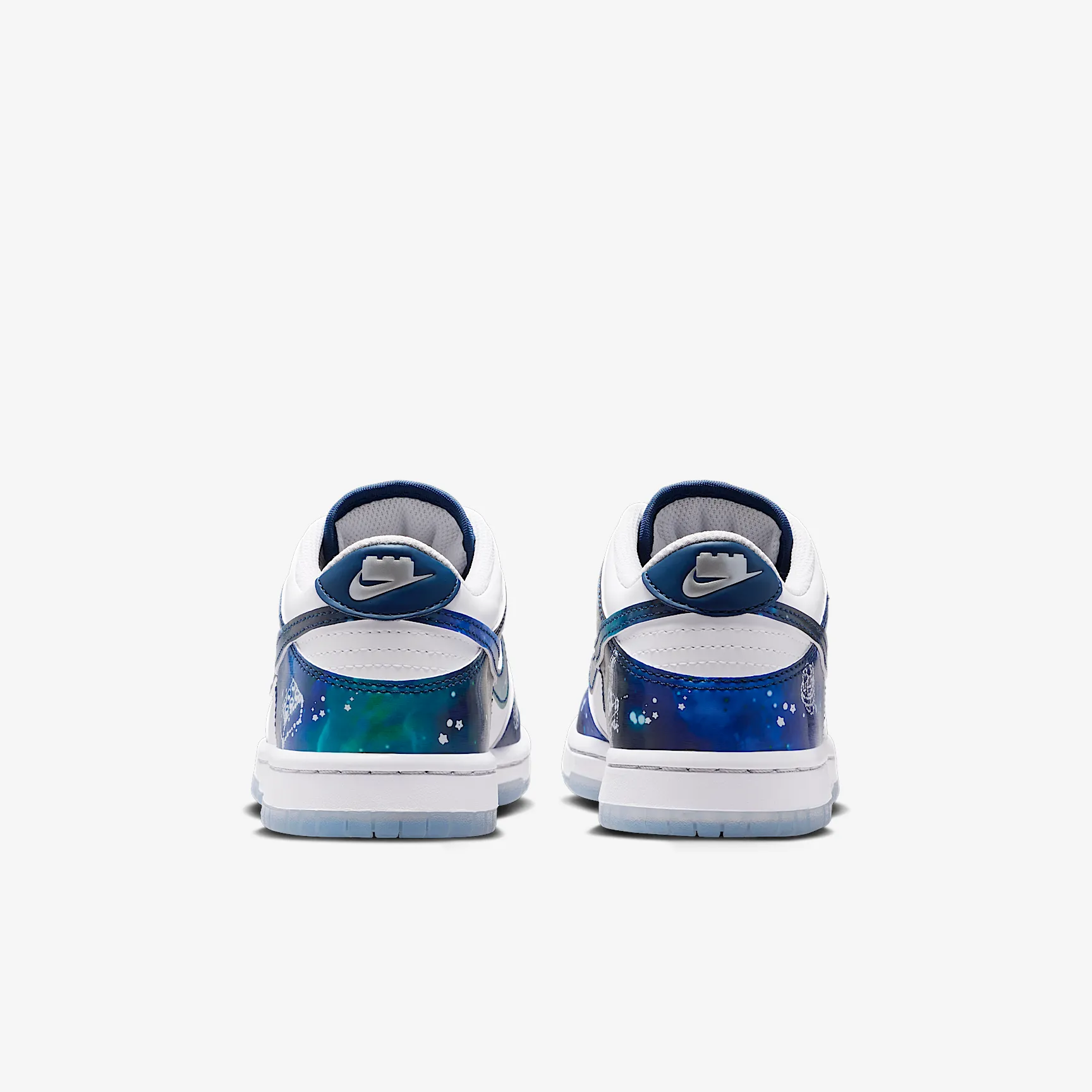 3977CA_LEGO-x-Nike-Dunk-Low-GS_BRAVE-BLUE_IM1448-100_img5