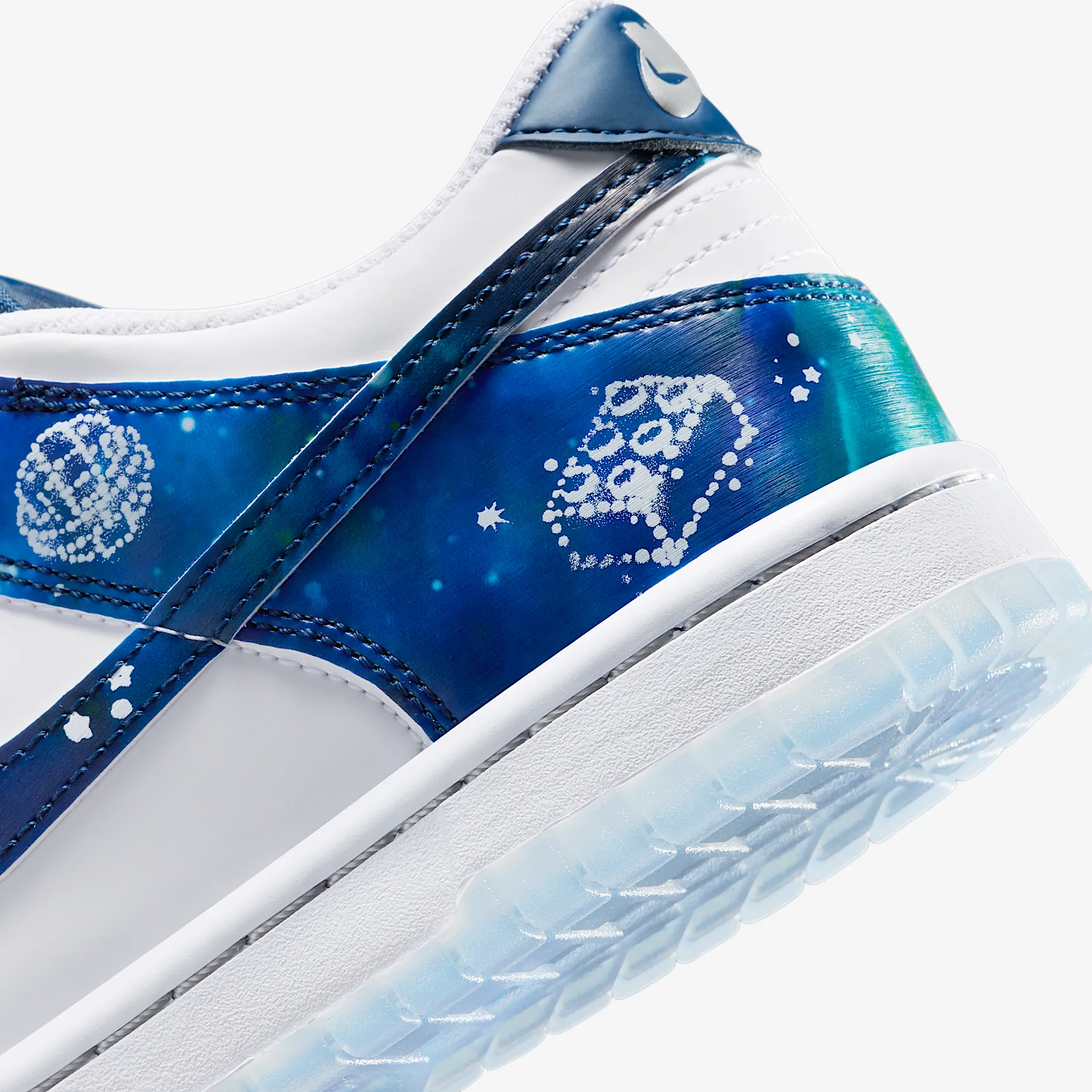 3977CA_LEGO-x-Nike-Dunk-Low-GS_BRAVE-BLUE_IM1448-100_img7