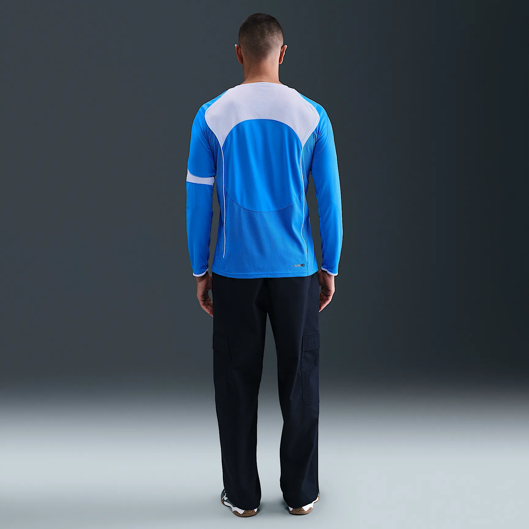 0F68BC_Nike-Total-90-Dri-FIT-Long-Sleeve-Football-Top_LIGHT-PHOTO-BLUE_IM6311-435_img4