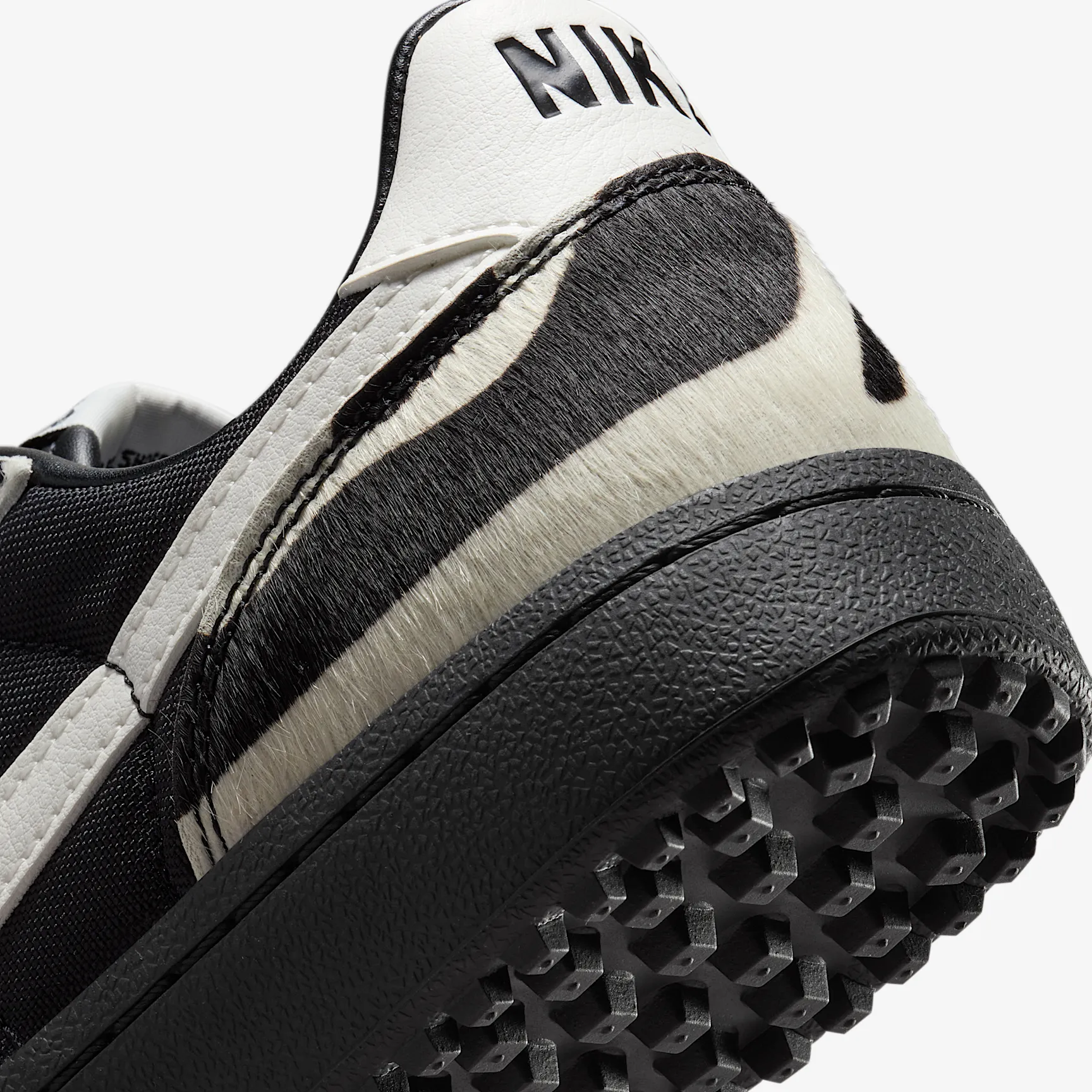 000000_Nike-Field-General-WMNS_ZEBRA_IM5768-001_img7