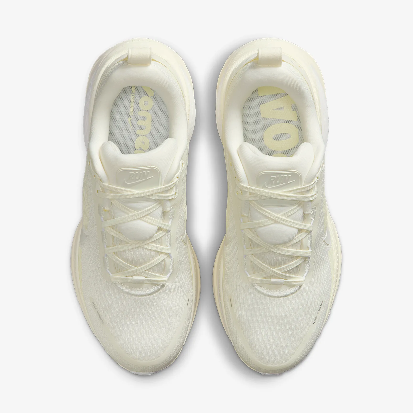 DBD8BD_Nike-Vomero-18-WMNS_SAIL-COCONUT_HM6804-110_img3