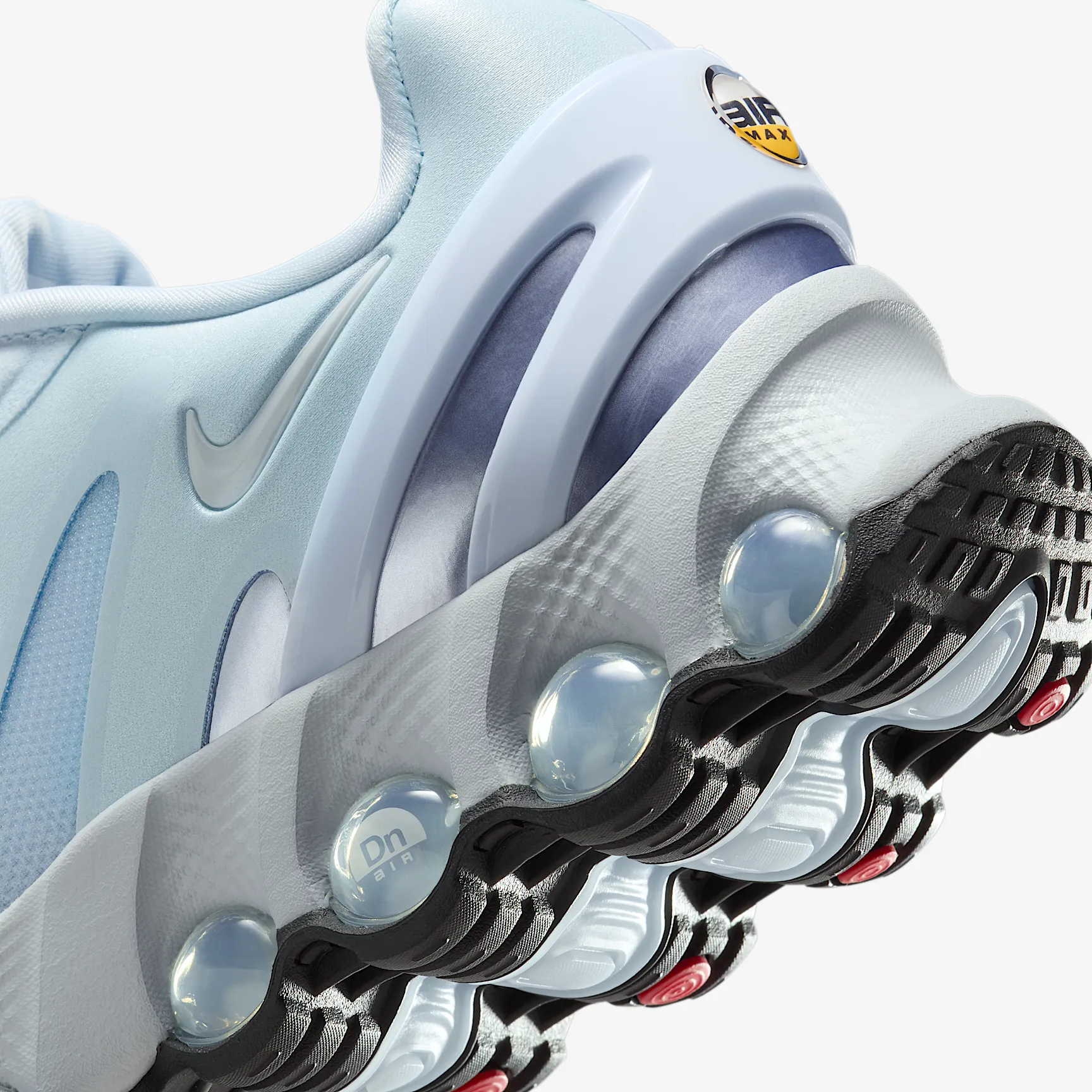 A1BFD3_Nike-Air-Max-Dn8-WMNS_CELESTINE-BLUE_HF5509-401_img7