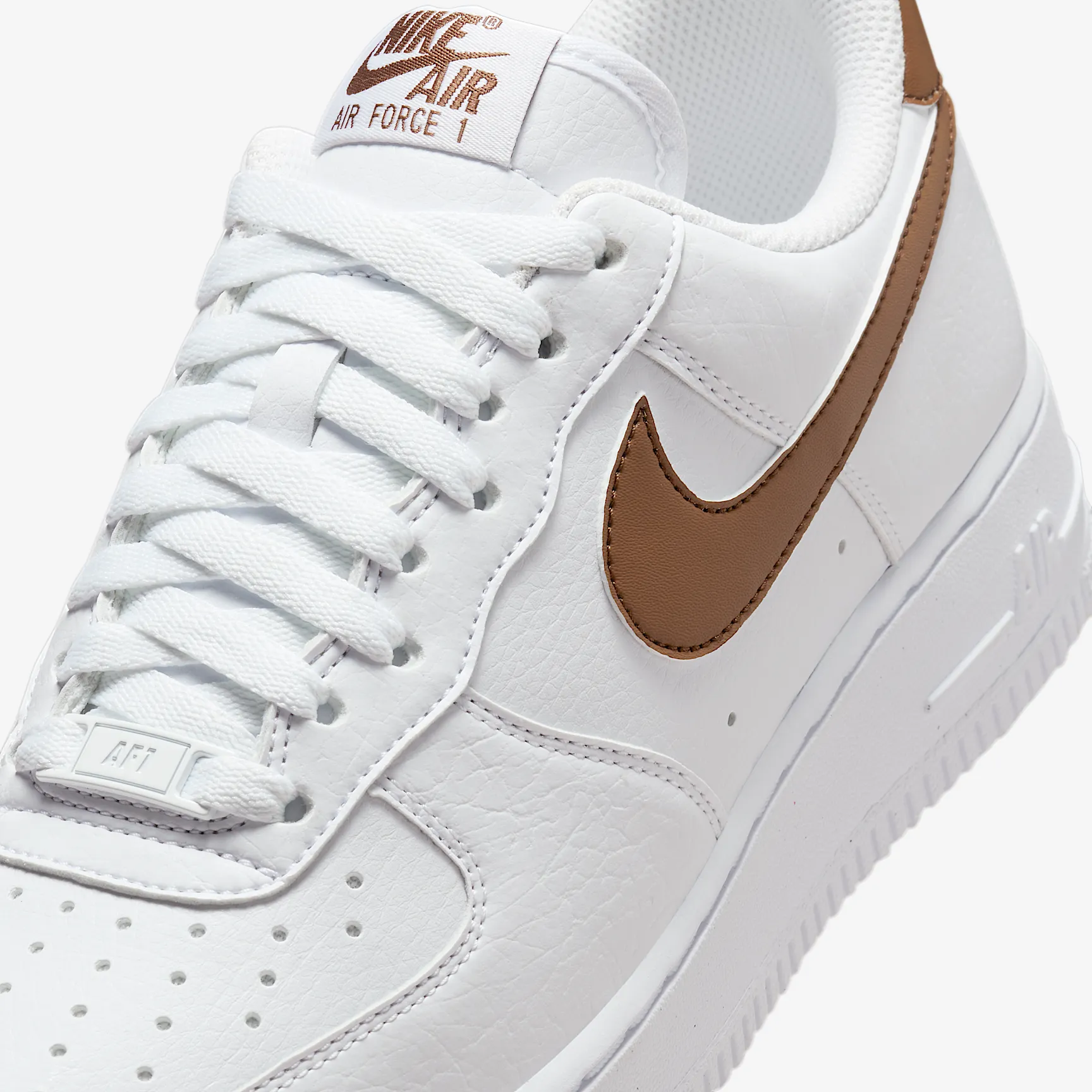 7B523A_Nike-Air-Force-1-Low-'07-Next-Nature-WMNS_WHITE-FAUNA-BROWN_DC9486-115_img6