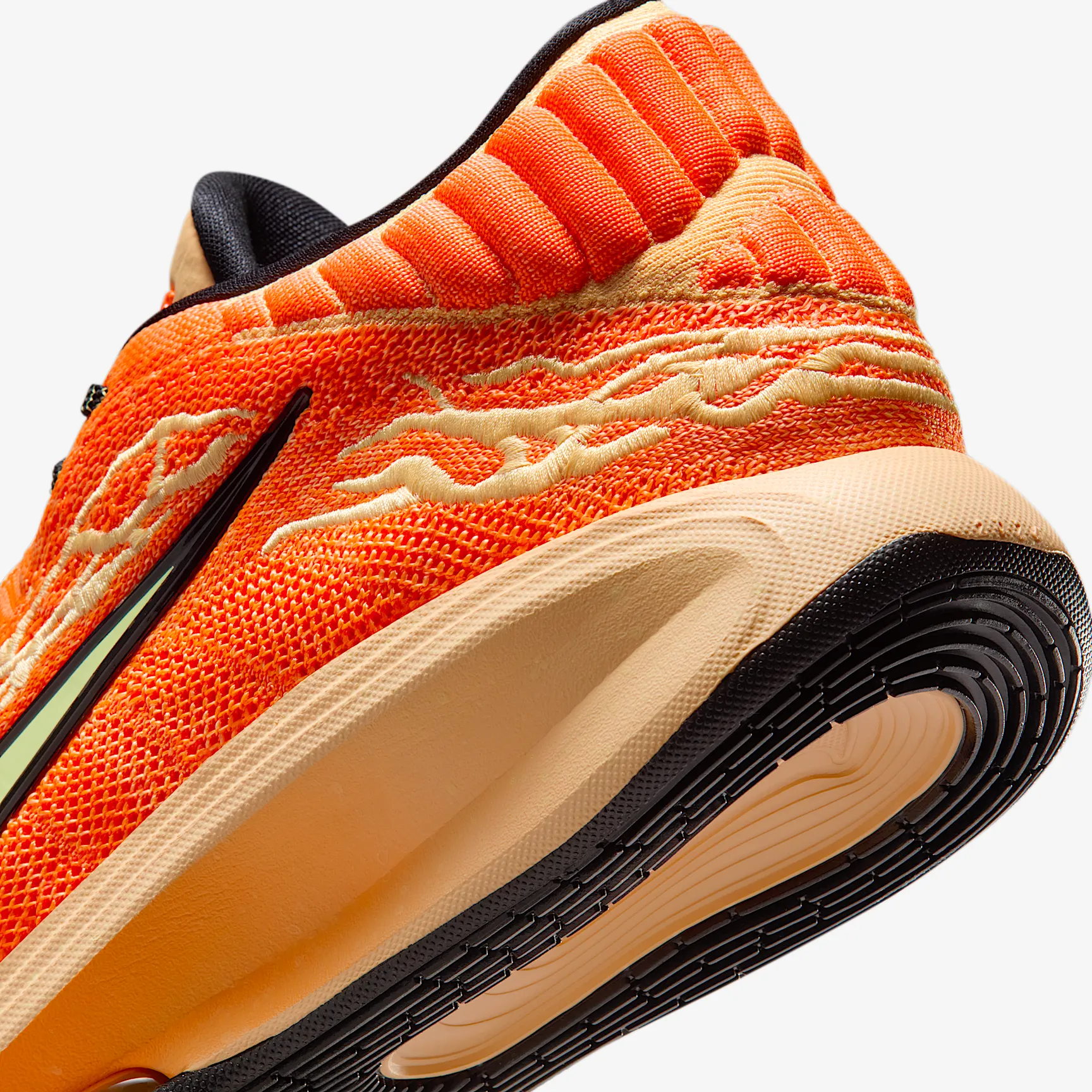 F56638_Victor-Wembanyama-x-Nike-GT-Hustle-3_MELON-TINT_FV5953-801_img7