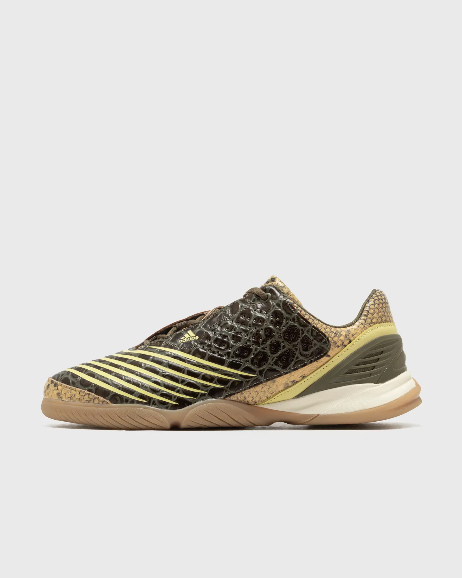 C2BC6F_Slam-Jam-x-adidas-F50.7-Sala-C5-Consortium-Snake_POWDER-YELLOW_JR2201_img0