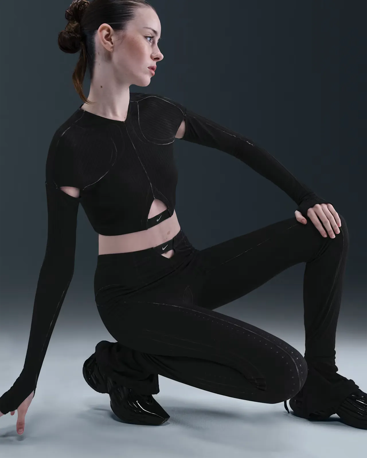 000000_KNWLS-x-Nike-Ghost-Top-WMNS_BLACK_IB0265-010_img2