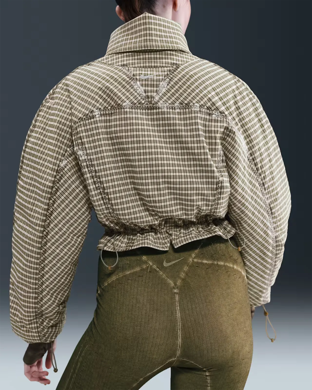 6C5D3E_KNWLS-x-Nike-Joan-Jacket-WMNS_KHAKI_A-venir_img1