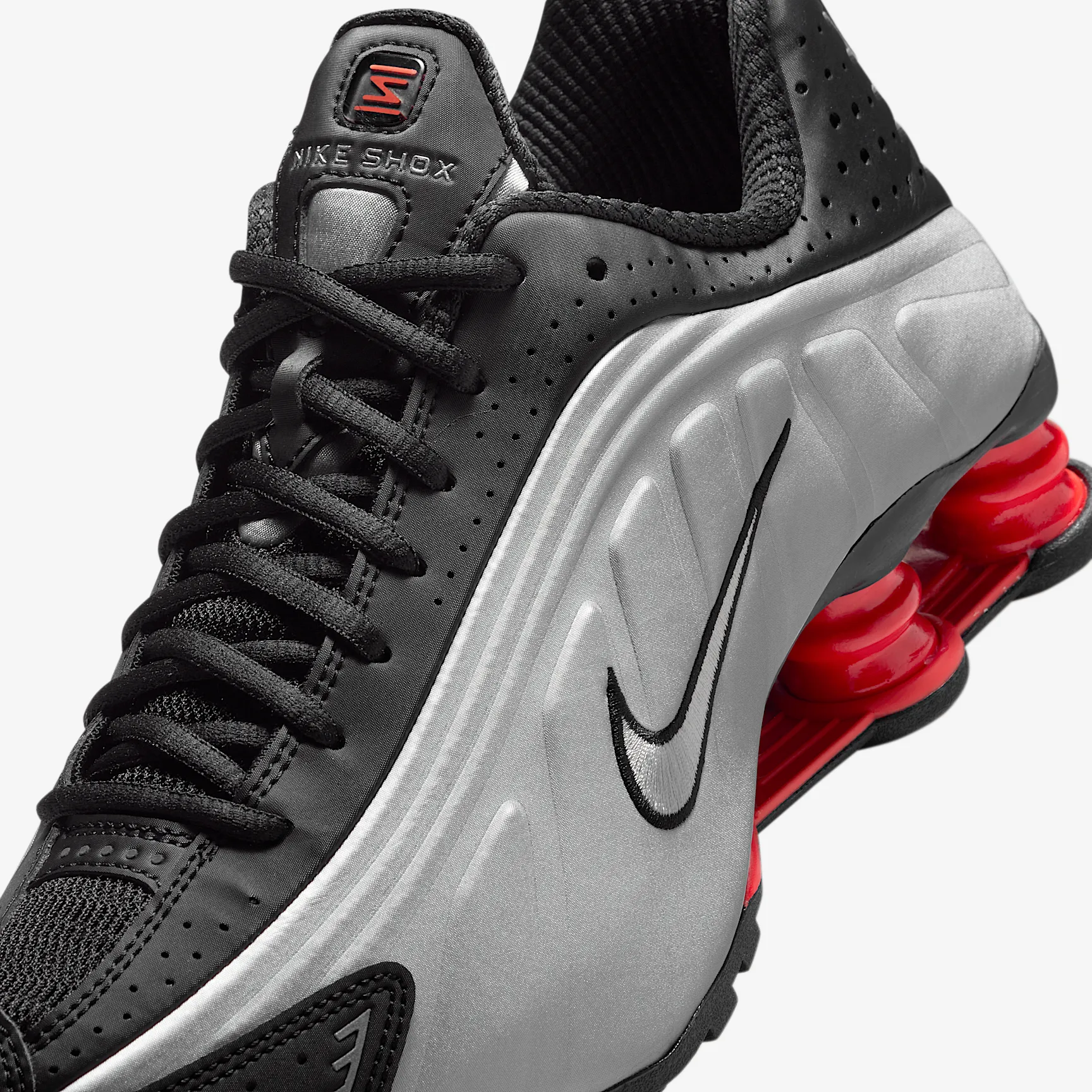 000000_Nike-Shox-R4-WMNS_BLACK-METALLIC-SILVER_AR3565-011_img6