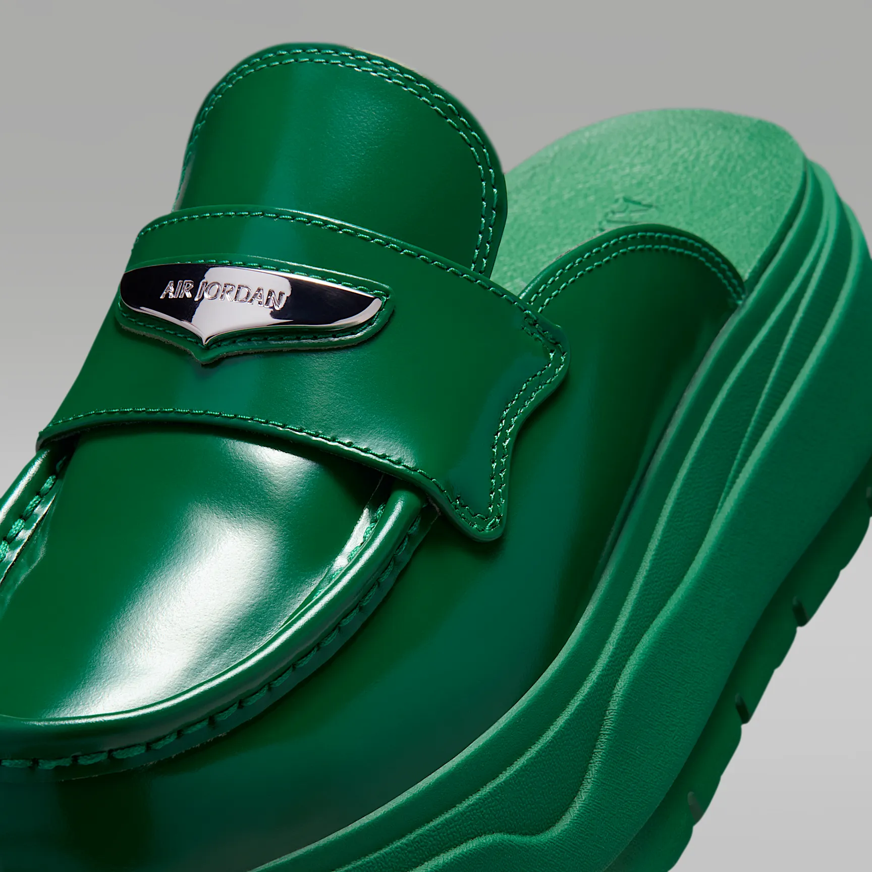 000000_Air-Jordan-Mule_MALACHITE_HJ4292-300_img5