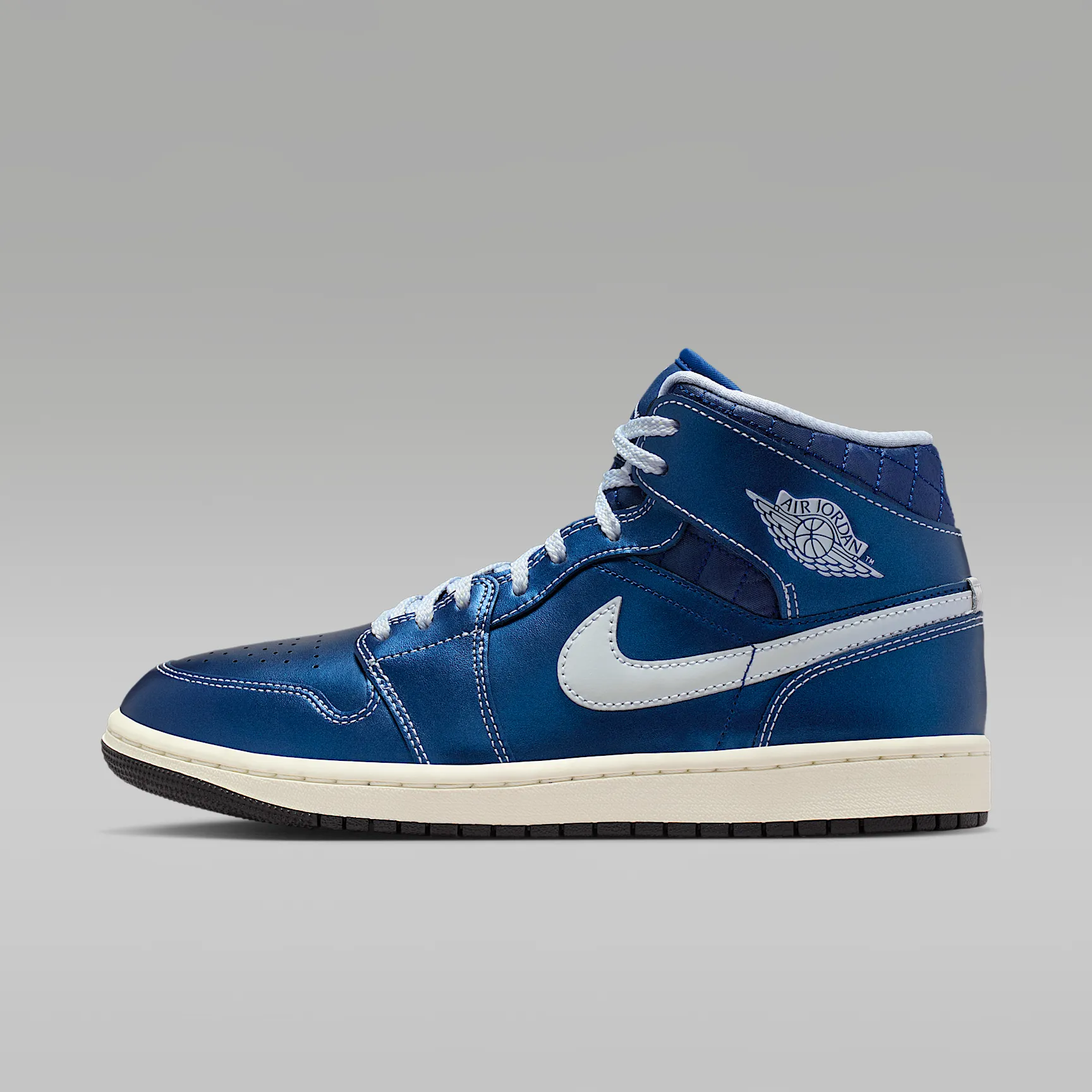 124B79_Air-Jordan-1-Mid-SE_METALLIC-BLUE_IM5128-001_img0
