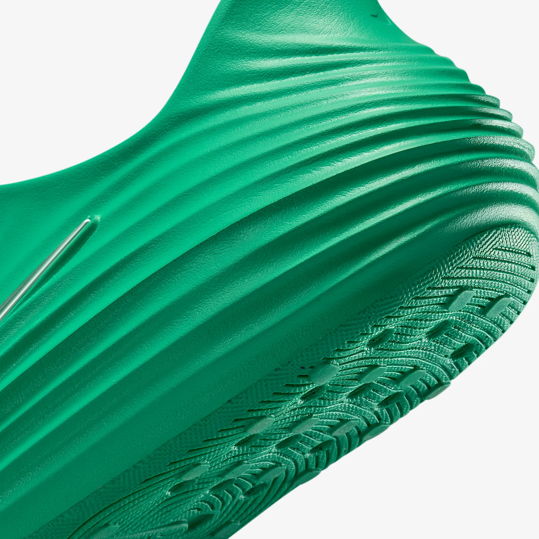 02B77B_Nike-ReactX-Rejuven8_STADIUM-GREEN_HV5060-302_img7