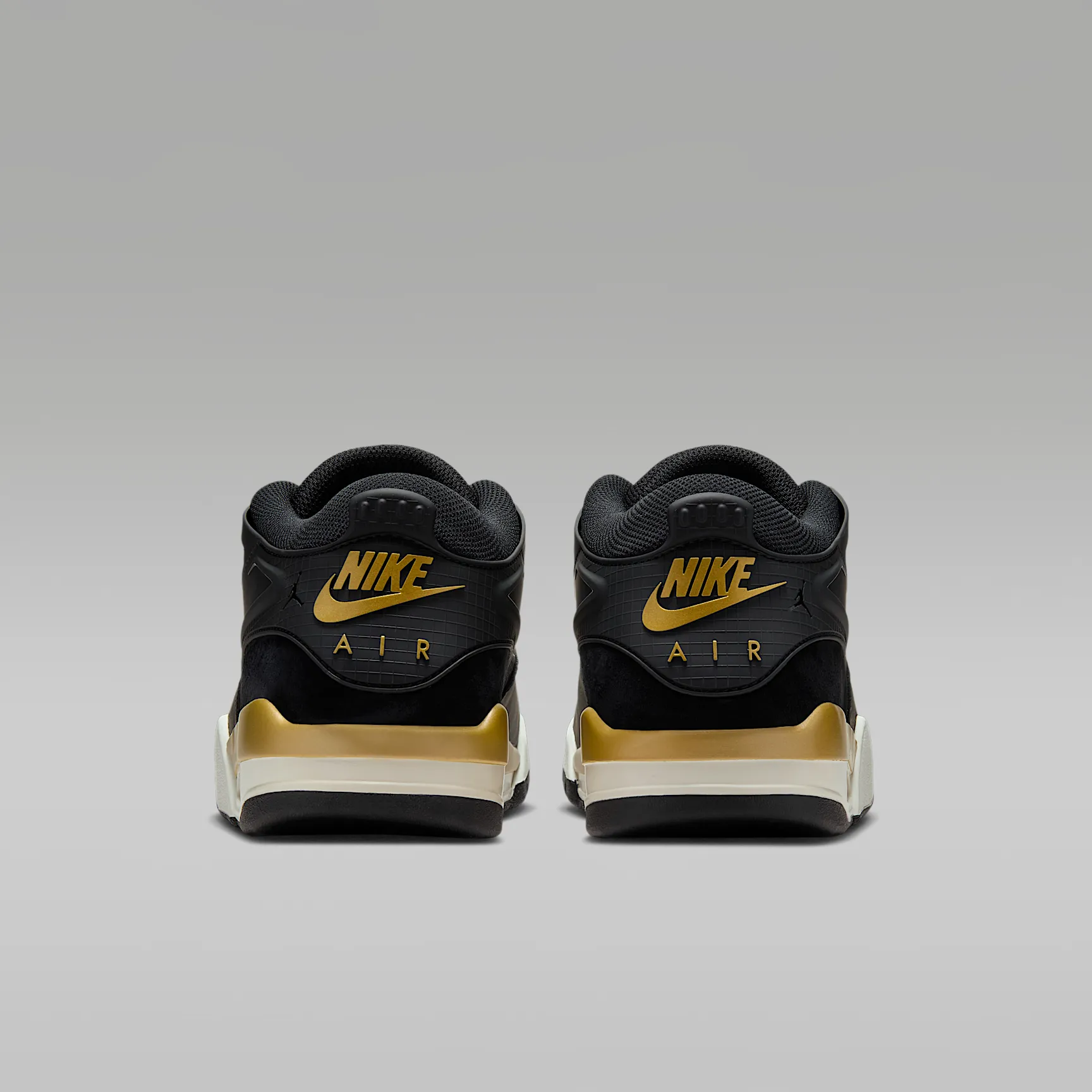 000000_Air-Jordan-4-RM_BLACK-SAIL-GOLD_IM6004-010_img5