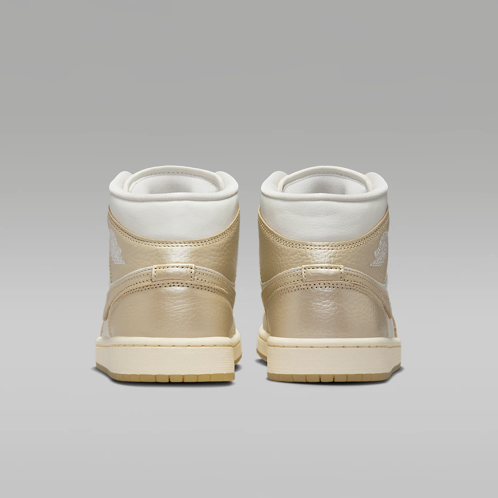 E7E0C9_Air-Jordan-1-Mid-SE_SAIL-PALE-IVORY-GOLD_HV5159-100_img5