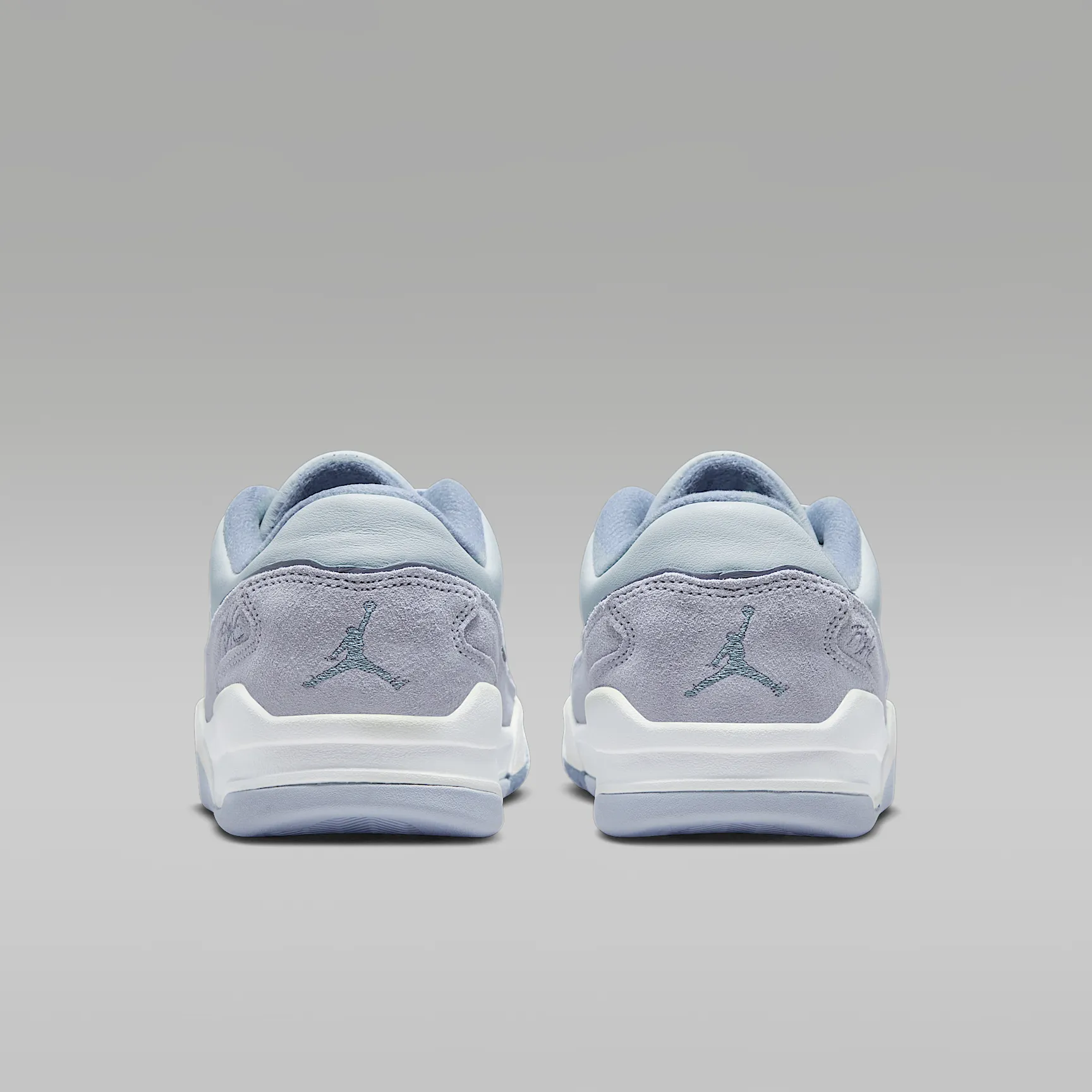 C8D1DF_Jordan-Flight-Court-WMNS_PURE-PLATINUM-ASHEN-SLATE_FZ9854-003_img5