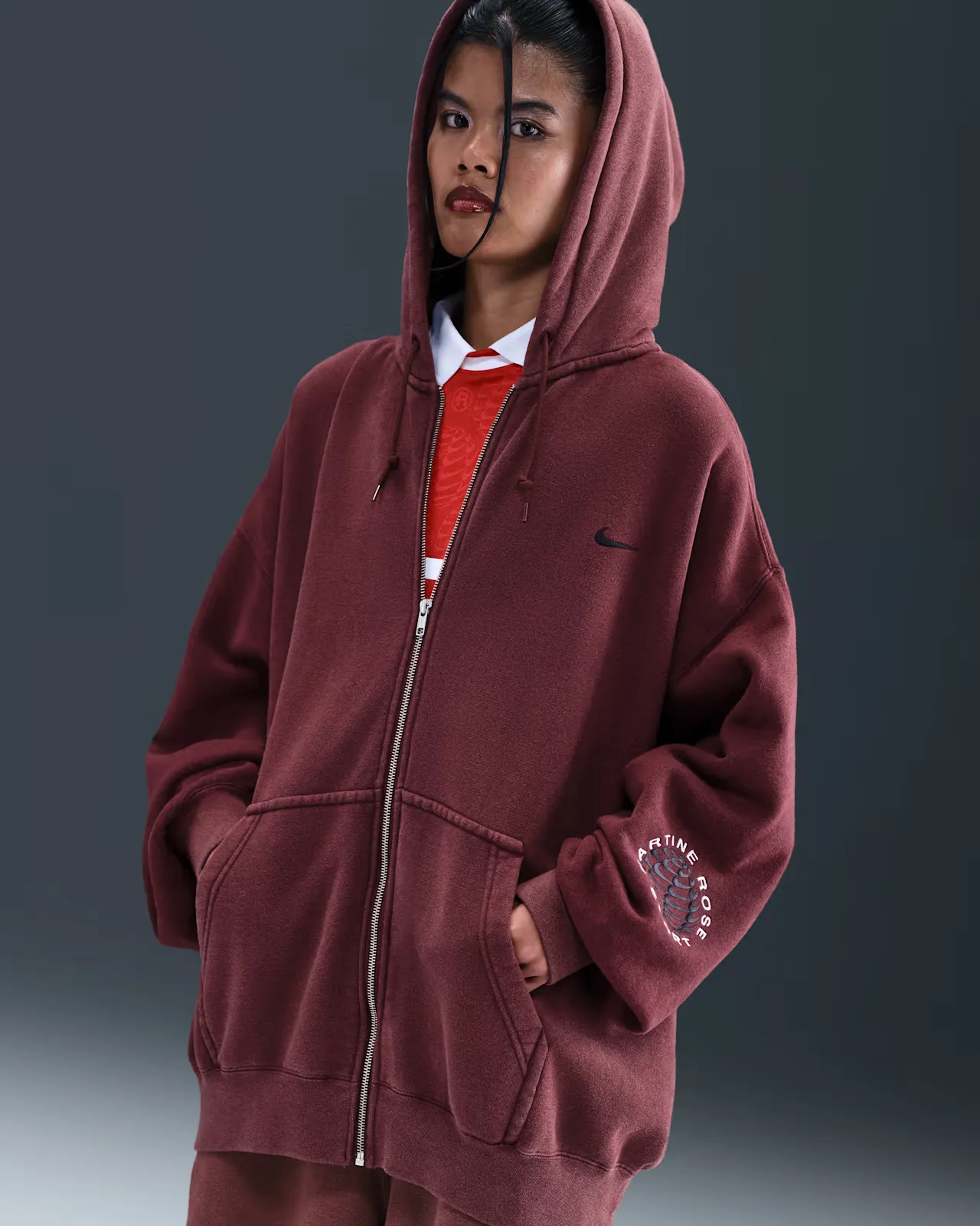 8A464E_Martine-Rose-x-Nike-Full-Zip-Fleece-Hoodie_BURGUNDY_HM9029-613_img1