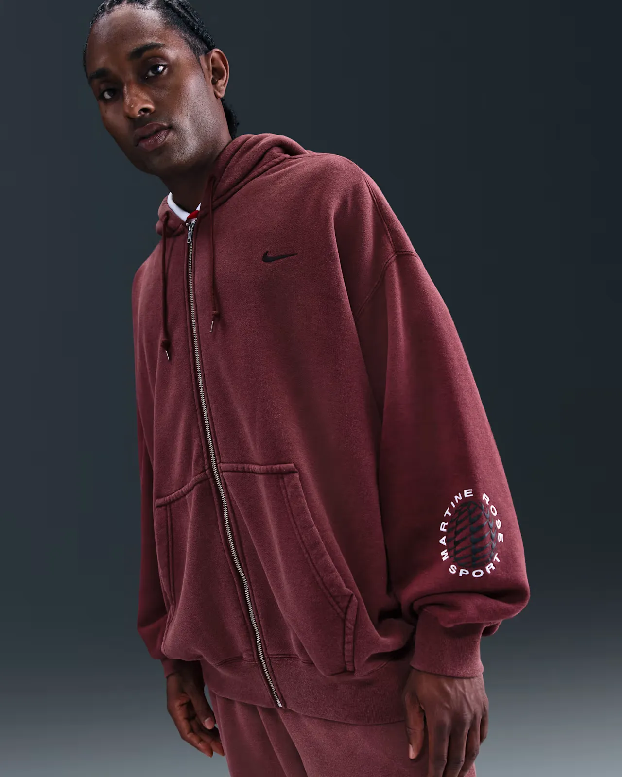 8A464E_Martine-Rose-x-Nike-Full-Zip-Fleece-Hoodie_BURGUNDY_HM9029-613_img2