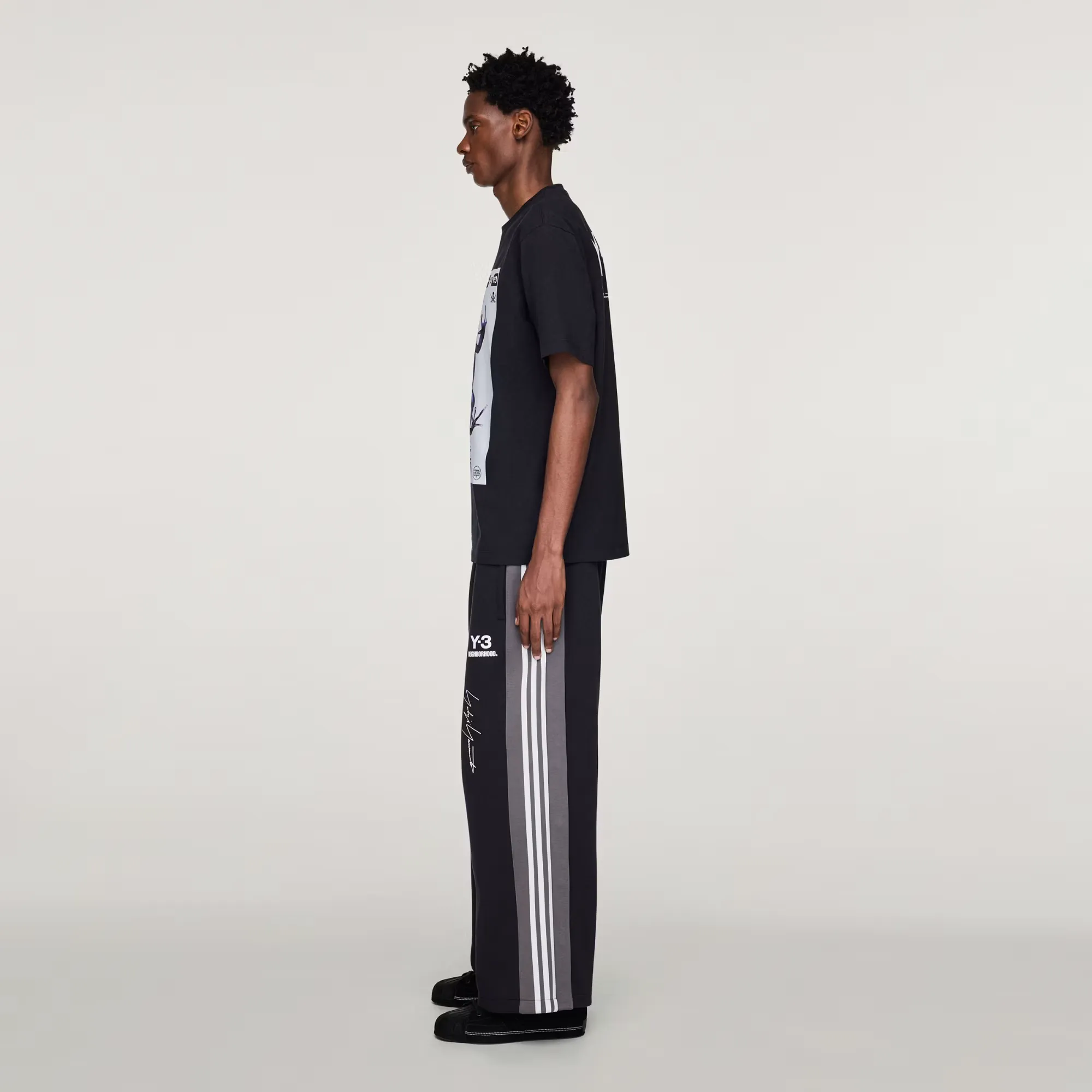 000000_Neighborhood-x-adidas-Y-3-Graphic-T-Shirt_BLACK_JW6998_img3