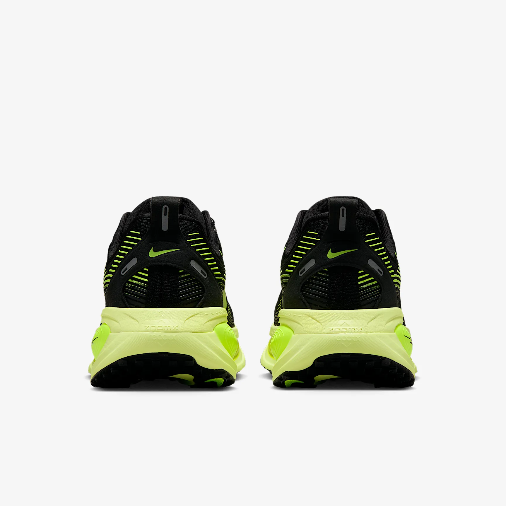 A8D21D_Nike-Vomero-18-WMNS_BLACK-VOLT-CYBER_HM6804-008_img5