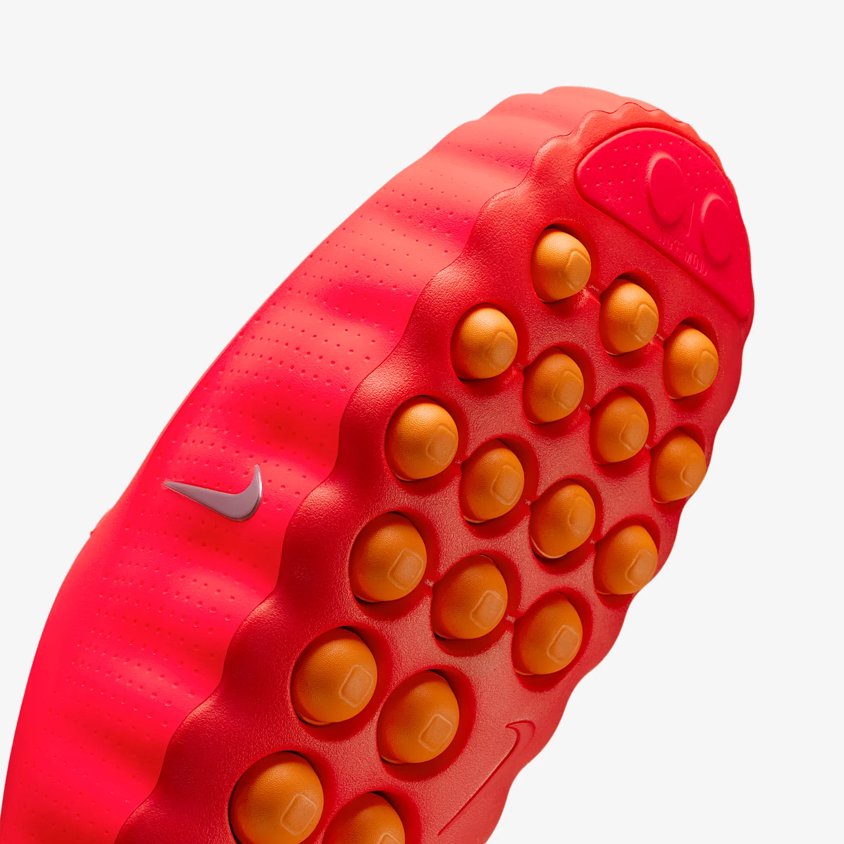 FB1541_Nike-Mind-001_SOLAR-RED_HQ4307-600_img5
