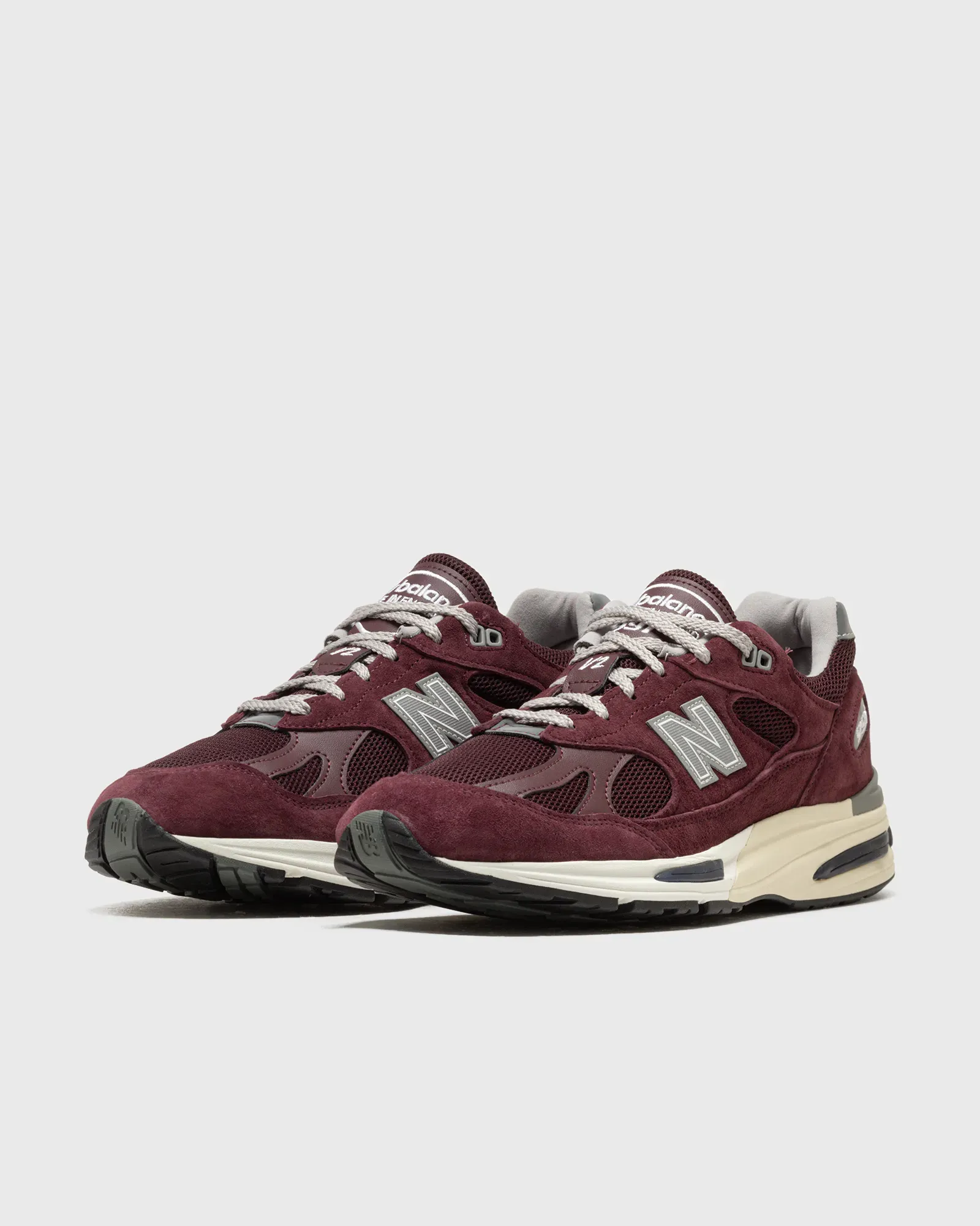 552B32_New-Balance-991v2-Made-in-UK_CATAWBA-GRAPE_U991AU2_img1