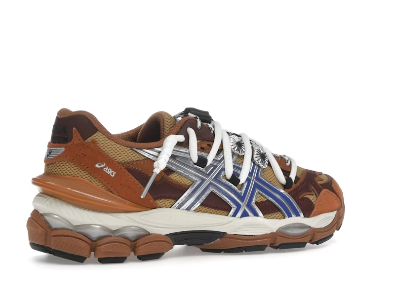 TOGA x Asics Gel-Cumulus 16 TG 