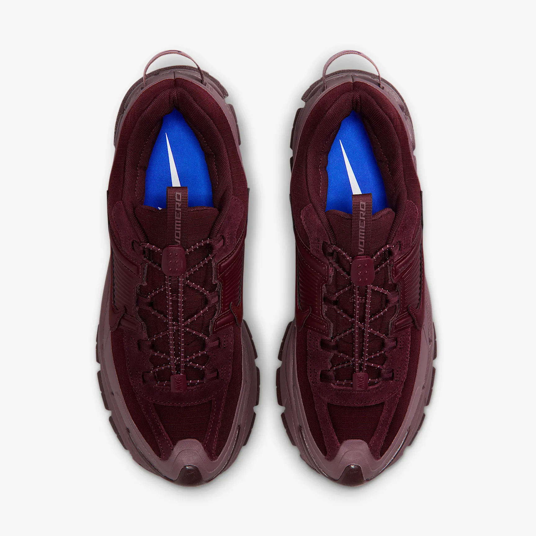 552832_Nike-Zoom-Vomero-Roam-WMNS_BURGUNDY-CRUSH_HQ2181-500_img3