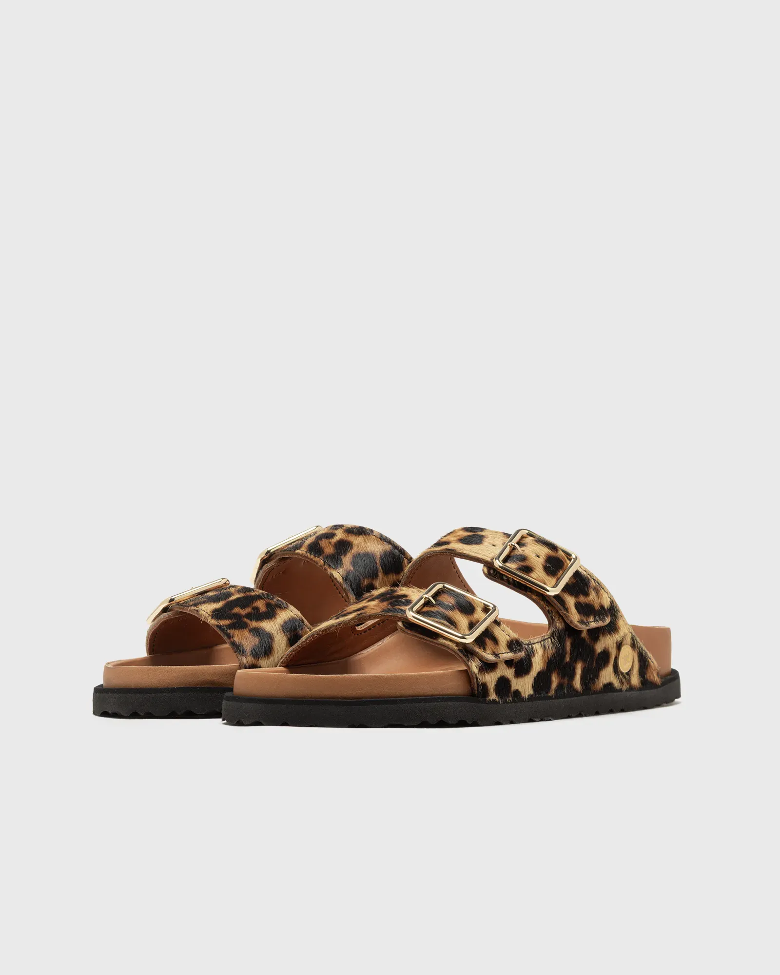 000000_Birkenstock-1774-Become-Berlin-Arizona-Pony-Like-Fur_CLASSIC-LEO_1031699_img1