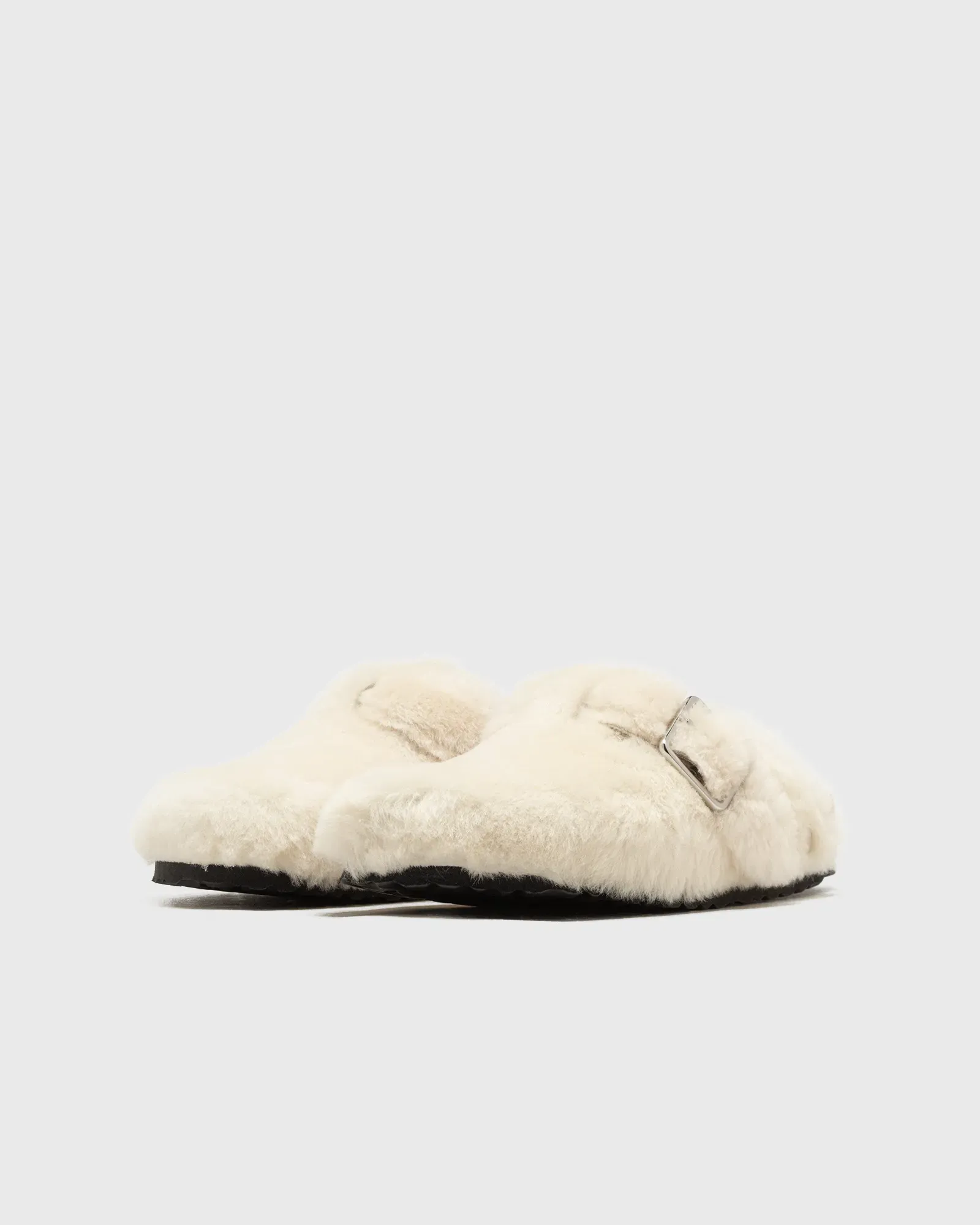 E5D9C4_Birkenstock-Become-Berlin-Boston-Shearling-1774_CREAM_1031376_img1