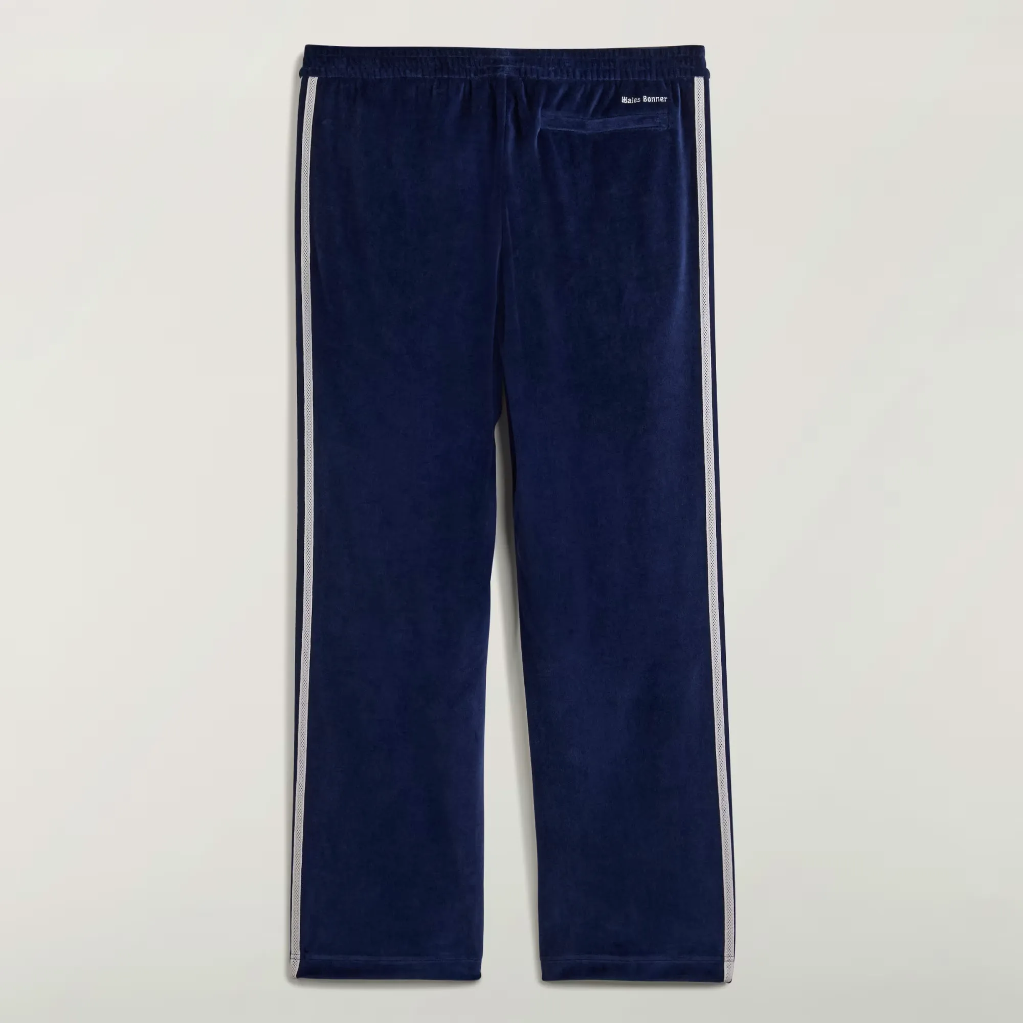 0F1733_Wales-Bonner-x-adidas-Velour-Track-Pant_COLLEGIATE-NAVY_KG3625_img1