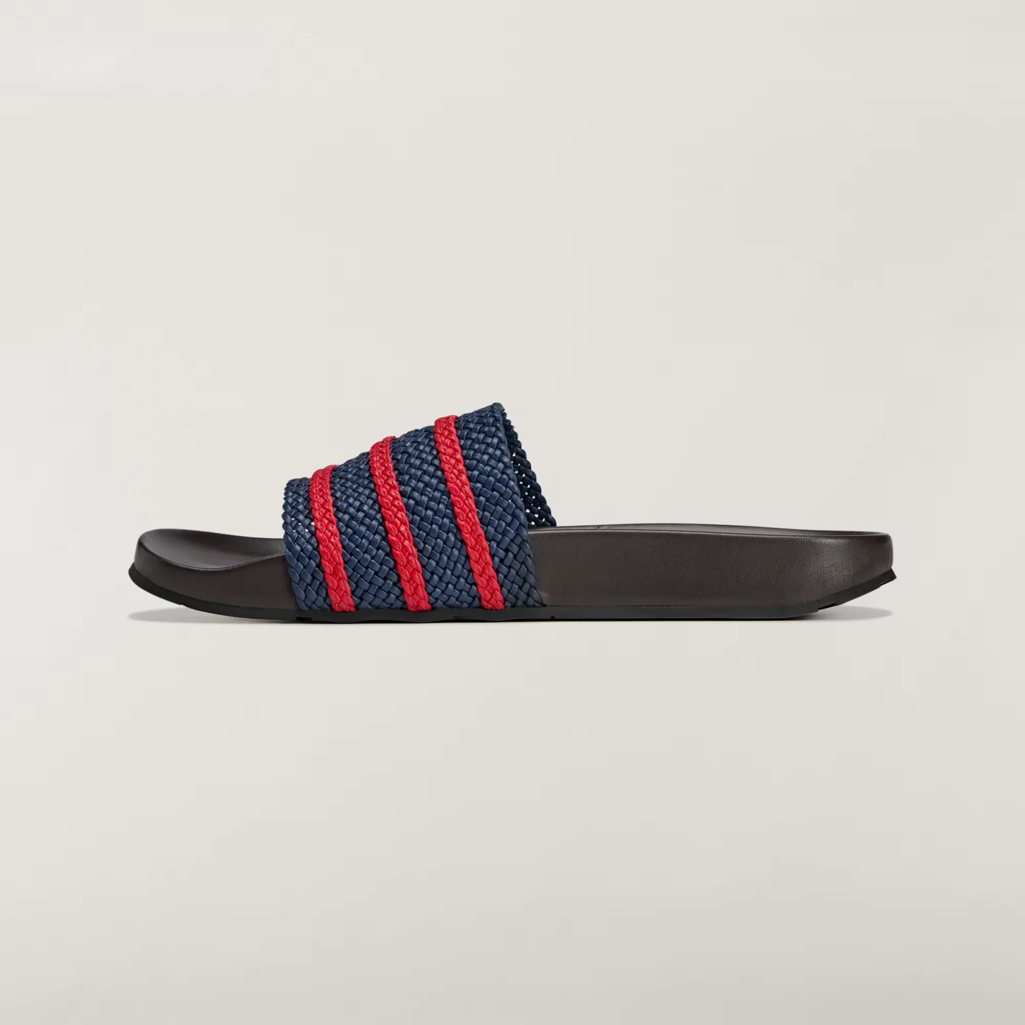 000000_Wales-Bonner-x-adidas-Adilette-Slides_NIGHT-INDIGO-BETTER-SCARLET_KI3388_img5