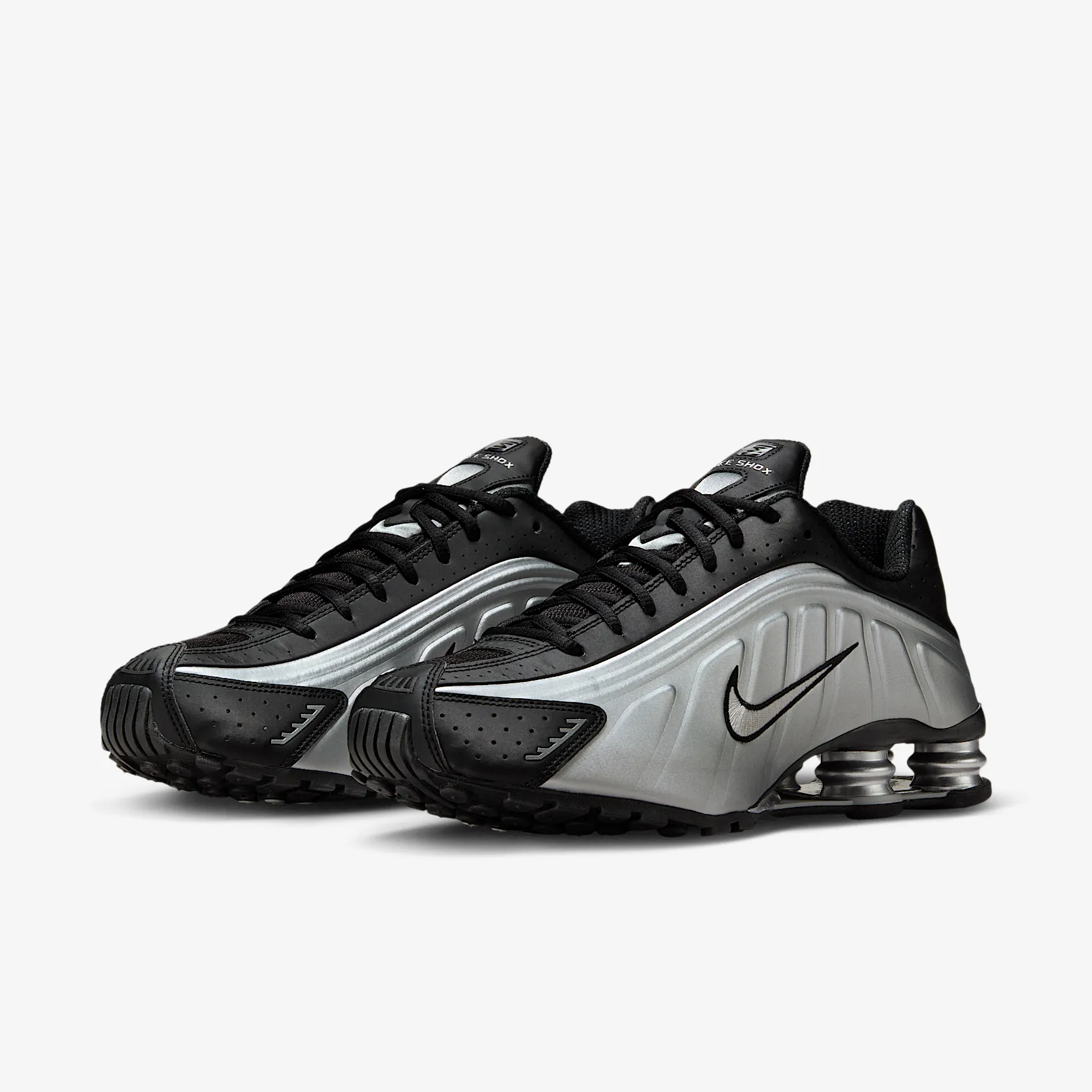 A1A1A1_Nike-Shox-R4_METALLIC-SILVER_HQ1988-007_img4