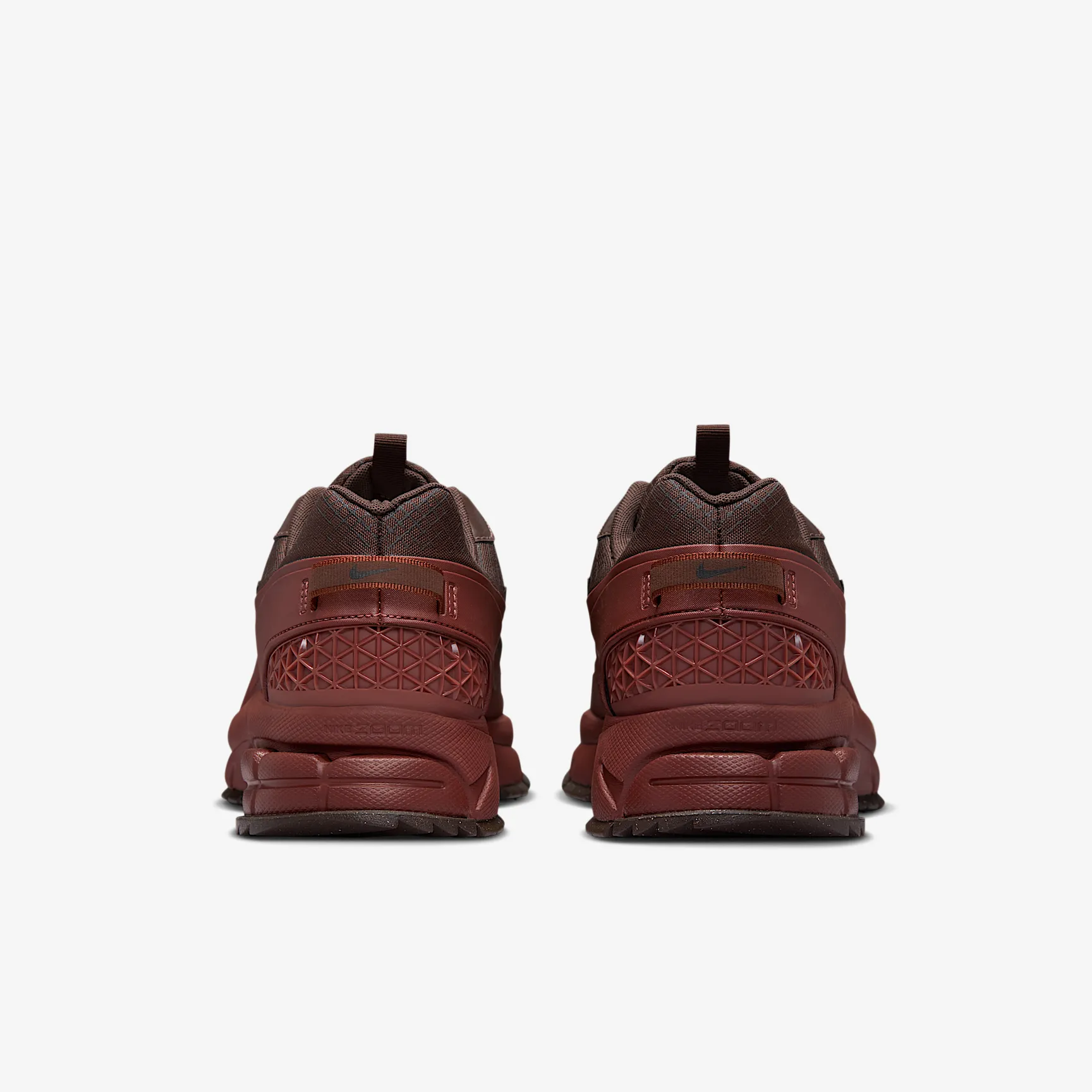 5A4443_Nike-Zoom-Vomero-Roam-WMNS_BAROQUE-BROWN_HV6901-200_img5