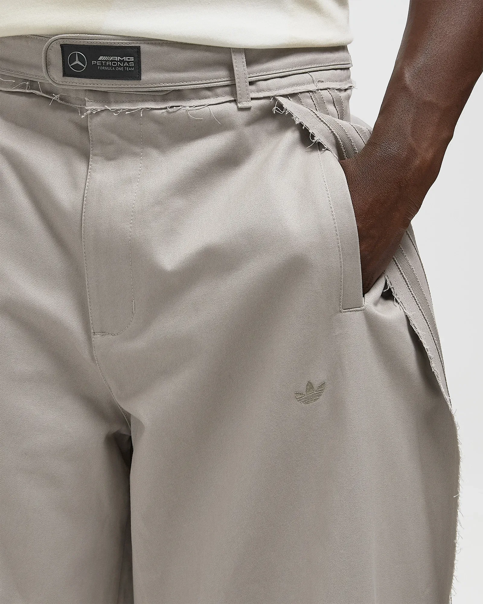 A49D94_Bad-Bunny-x-Mercedes-x-adidas-F1-Race-Pant_GREY_KD7595_img3