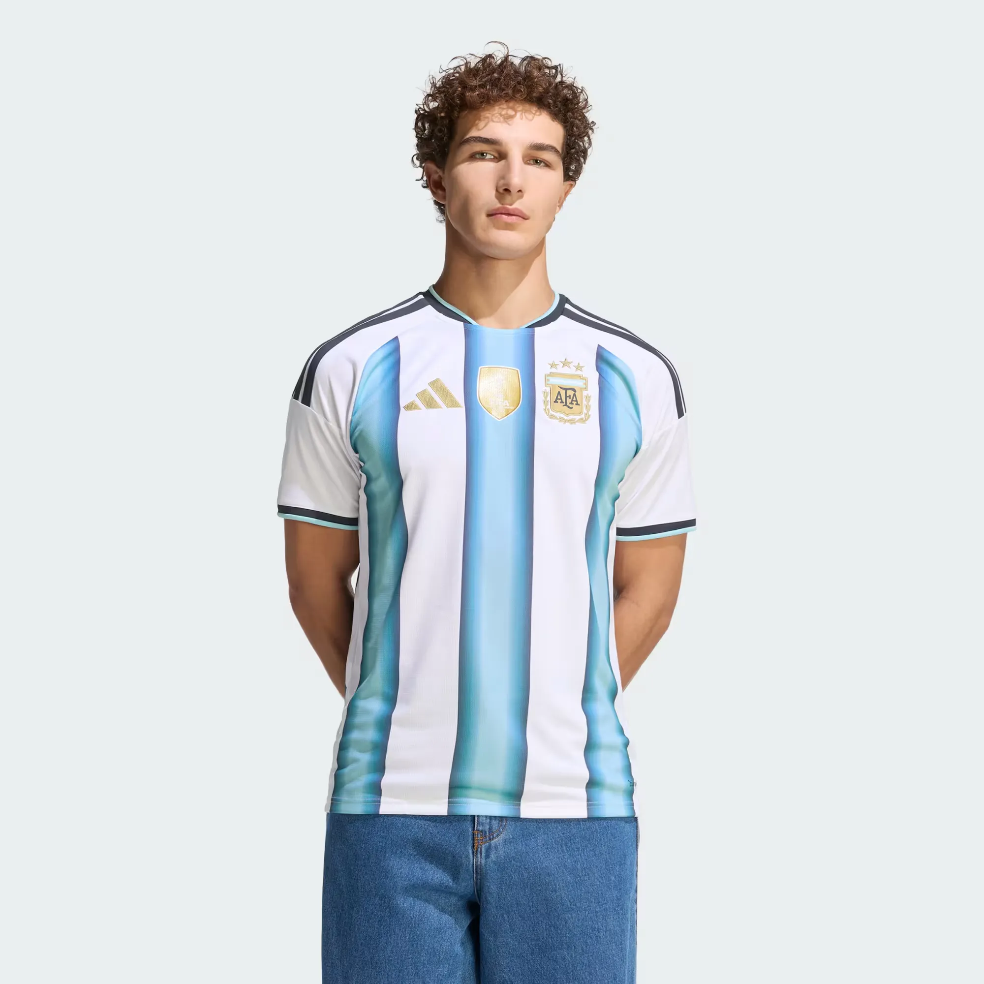76B4CA_adidas-Replica-Jersey-2026_ARGENTINA-HOME_JM8396_img0