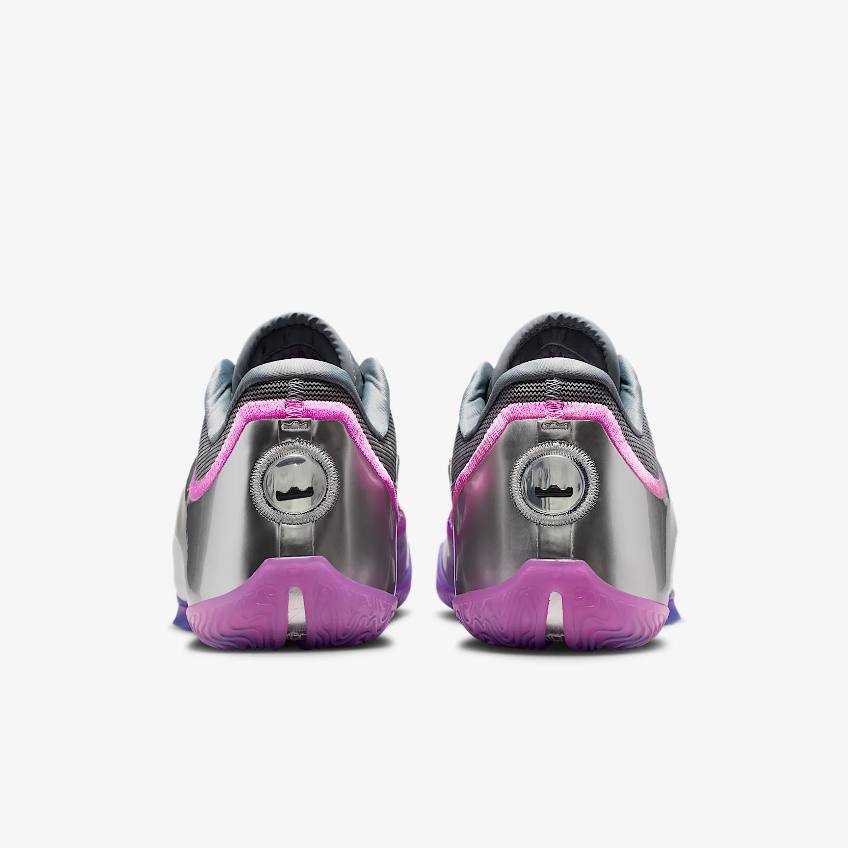 934FA2_Nike-LeBron-23_BUBBLE-BOY_IF0694-002_img5