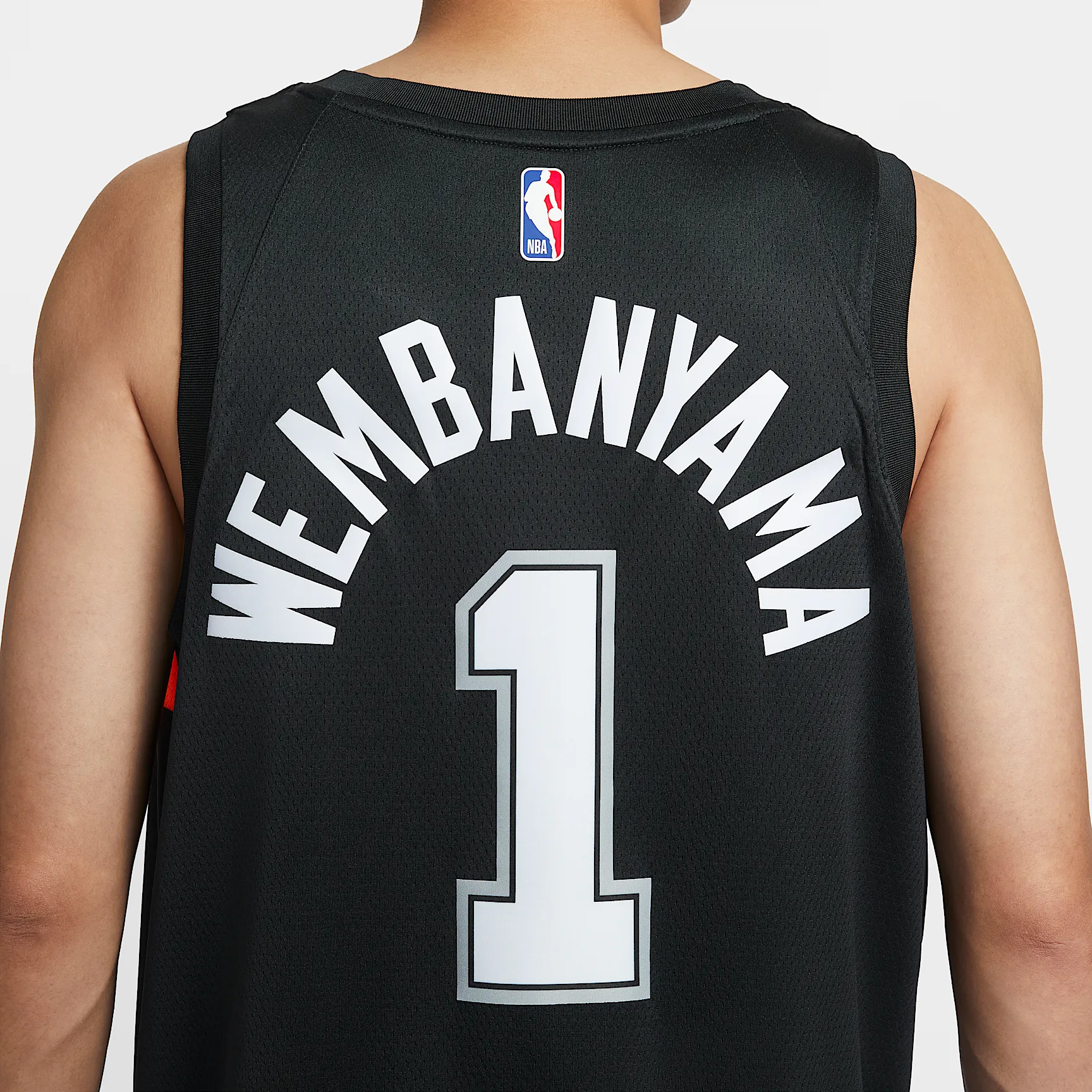 24262A_Nike-NBA-Swingman-Jersey_Victor-Wembanyama-San-Antonio-Spurs-City-Edition-_HM5996-013_img5