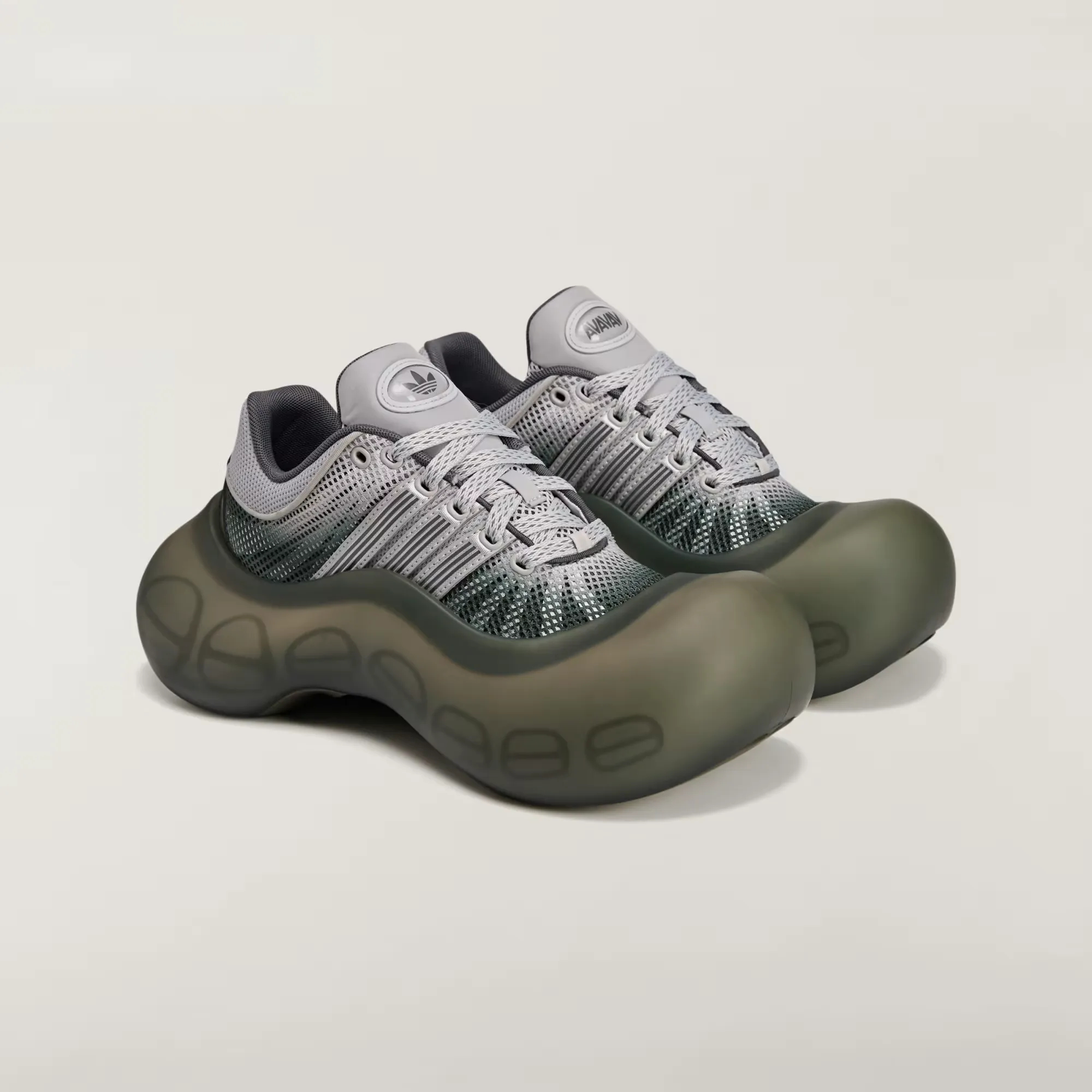 646C6C_Avavav-x-adidas-Megaride-Moonrubber-WMNS_GREY-ONE-NIGHT-CARGO_HQ4998_img3