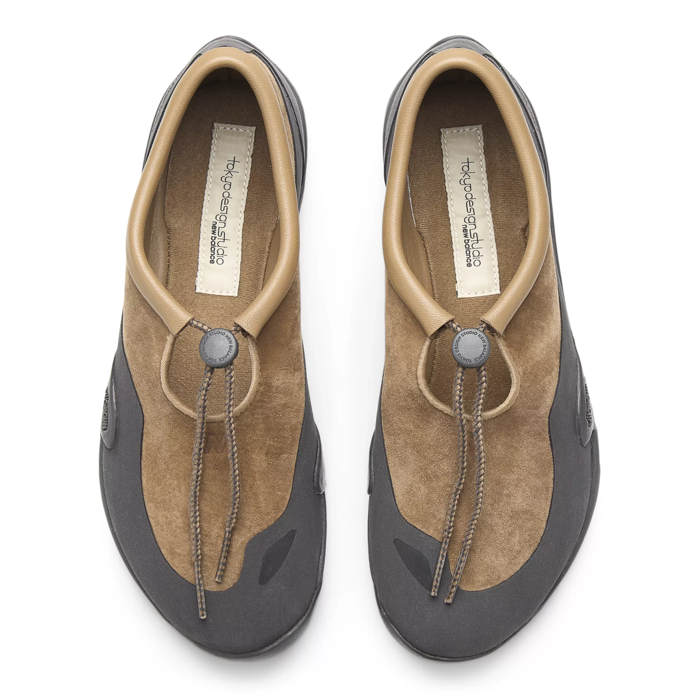 8A7052_Tokyo-Design-Studio-x-New-Balance-MT10T_RAW-LEATHER-BLACK-CEMENT_MT10TOK2_img3