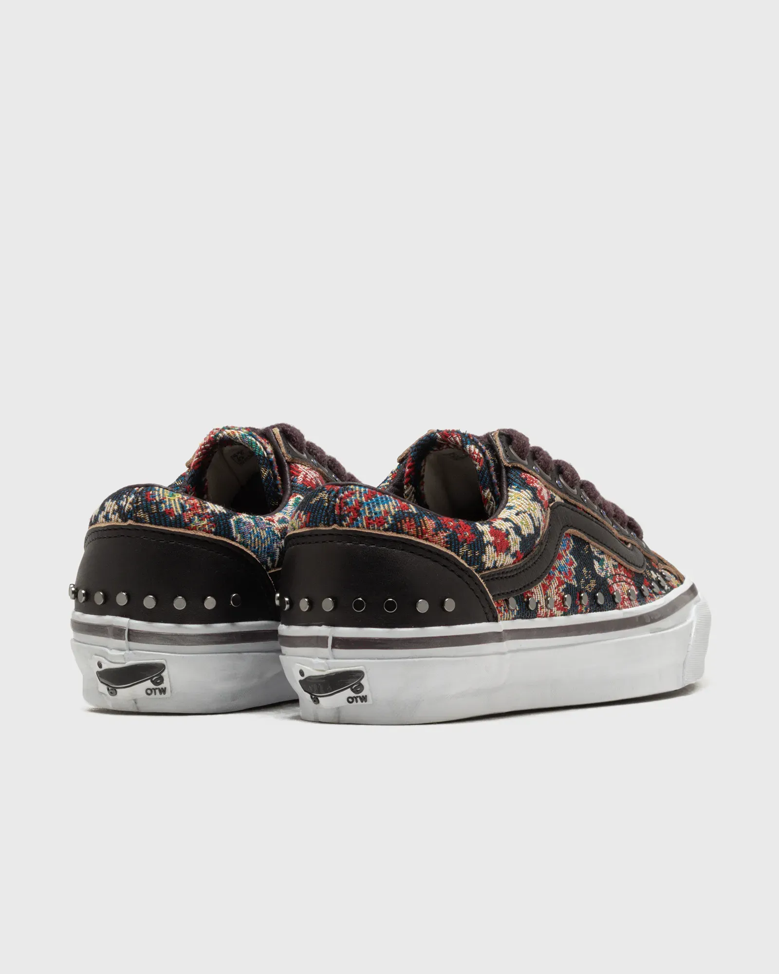 000000_Vans-Old-Skool-36-Vibram_FLORAL-RIVETS_VN000D2GBLA1_img3