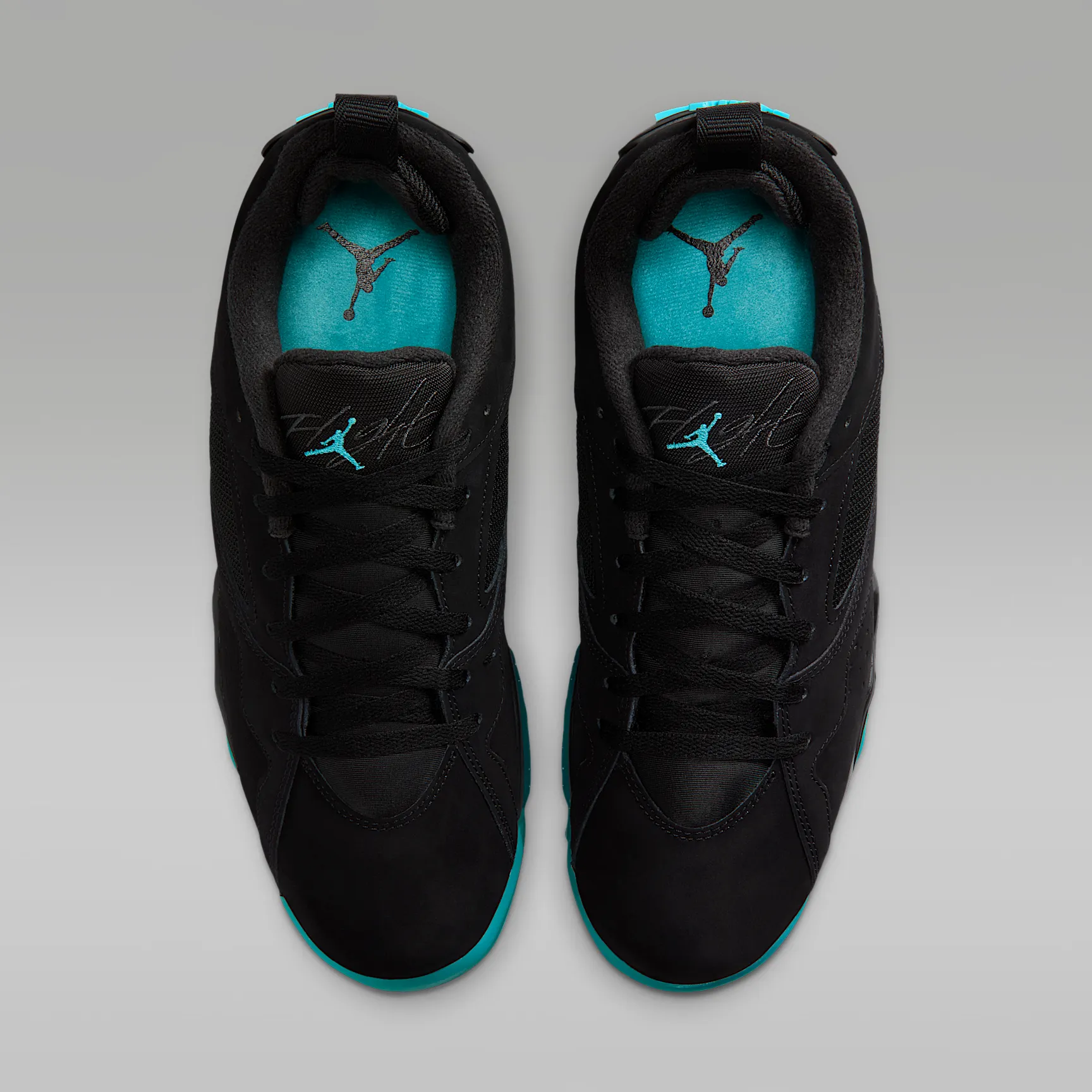 36CECF_Air-Jordan-MVP-92_BLACK-GAMMA-BLUE_HQ3950-004_img3