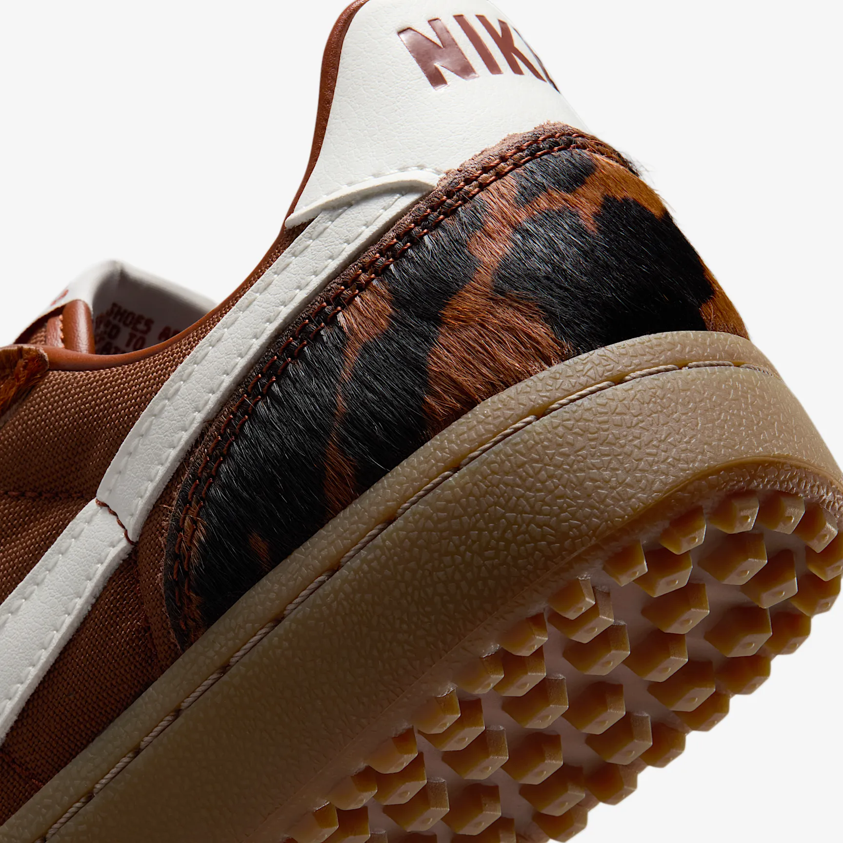 3A1A0B_Nike-Field-General-WMNS_CINNAMON-COW-PRINT_IM5768-200_img7