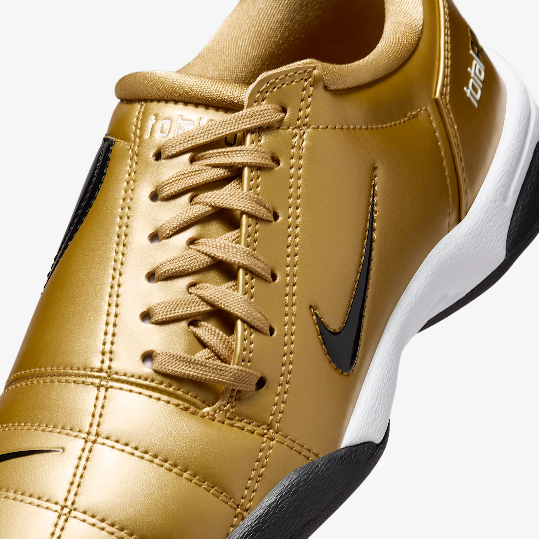 95670A_Nike-Total-90-WMNS_METALLIC-GOLD_IM7595-700_img6